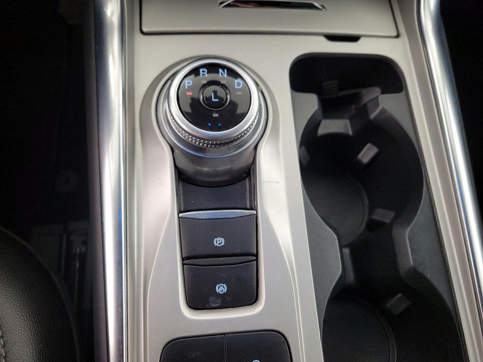 Thumbnail: 2023 Ford Explorer - 17