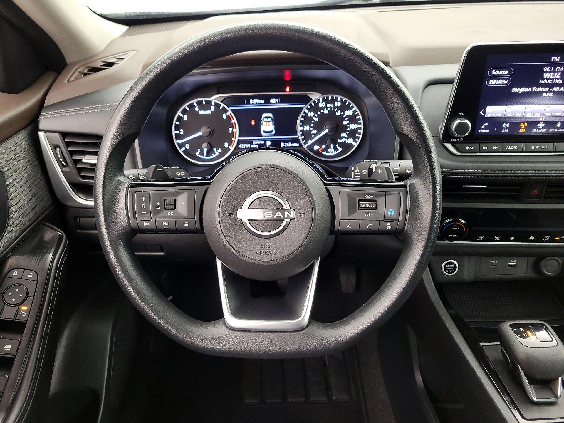 Thumbnail: 2023 Nissan Rogue - 10