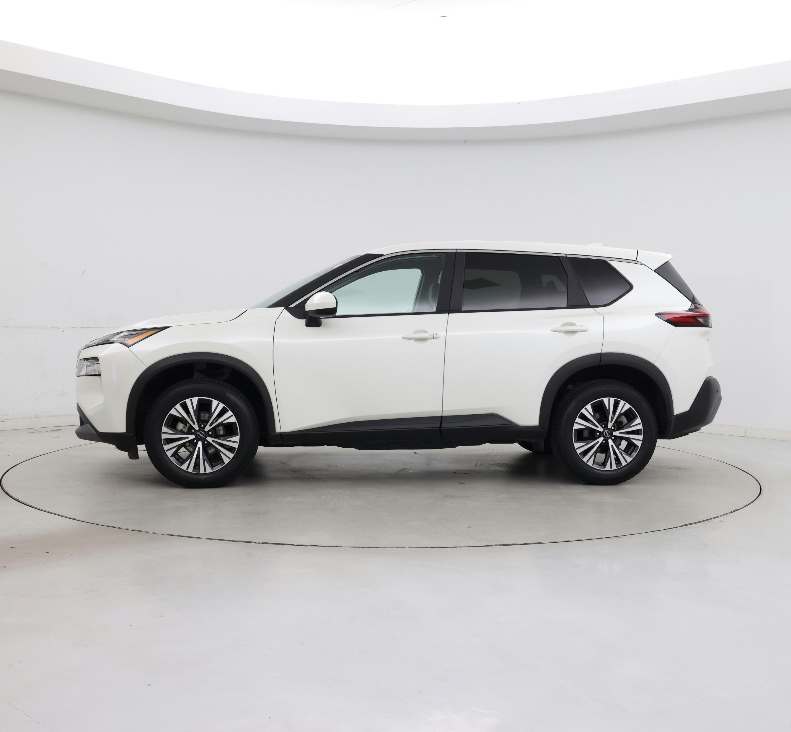 Thumbnail: 2023 Nissan Rogue - 3