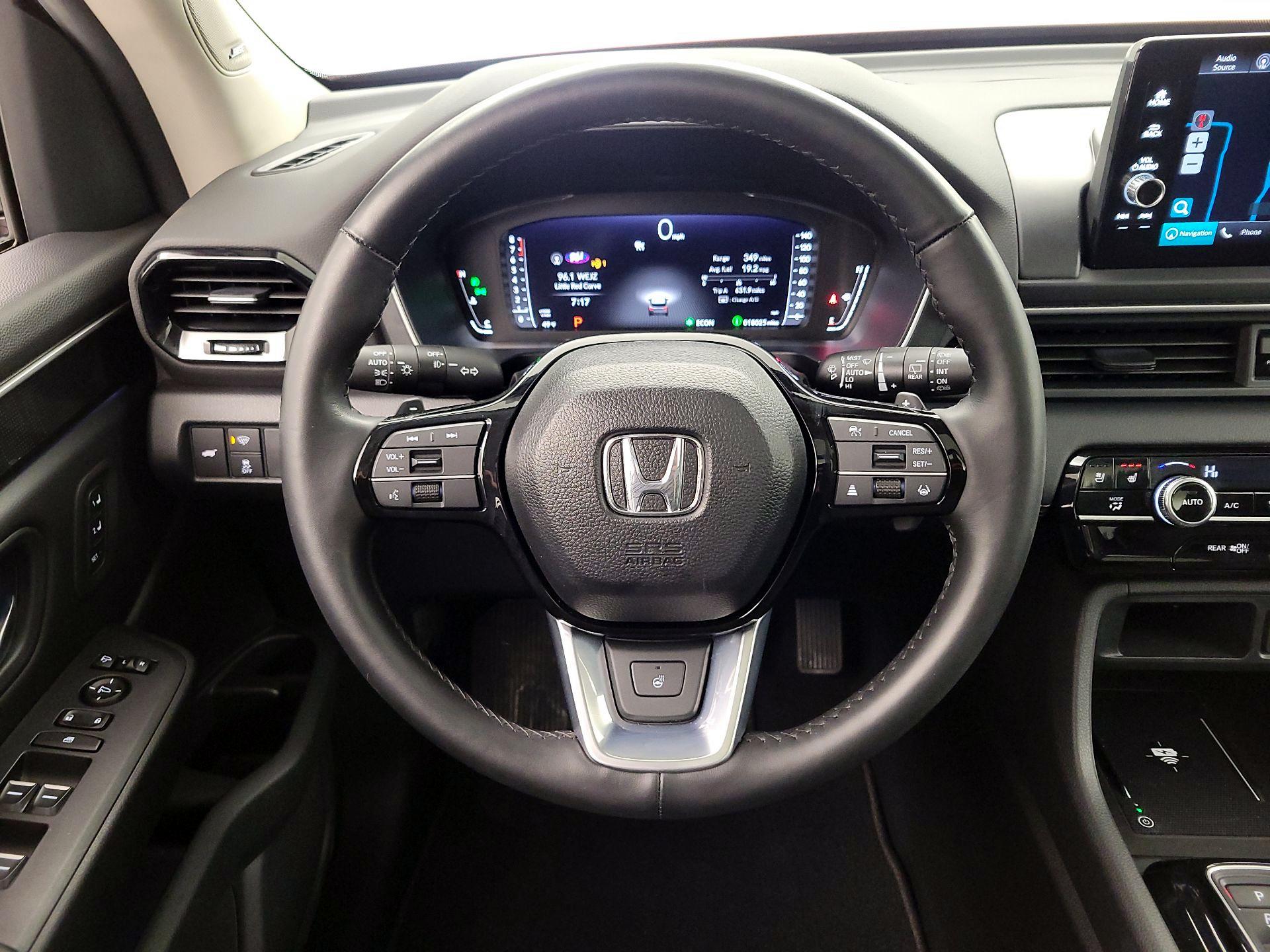 Thumbnail: 2023 Honda Pilot - 10