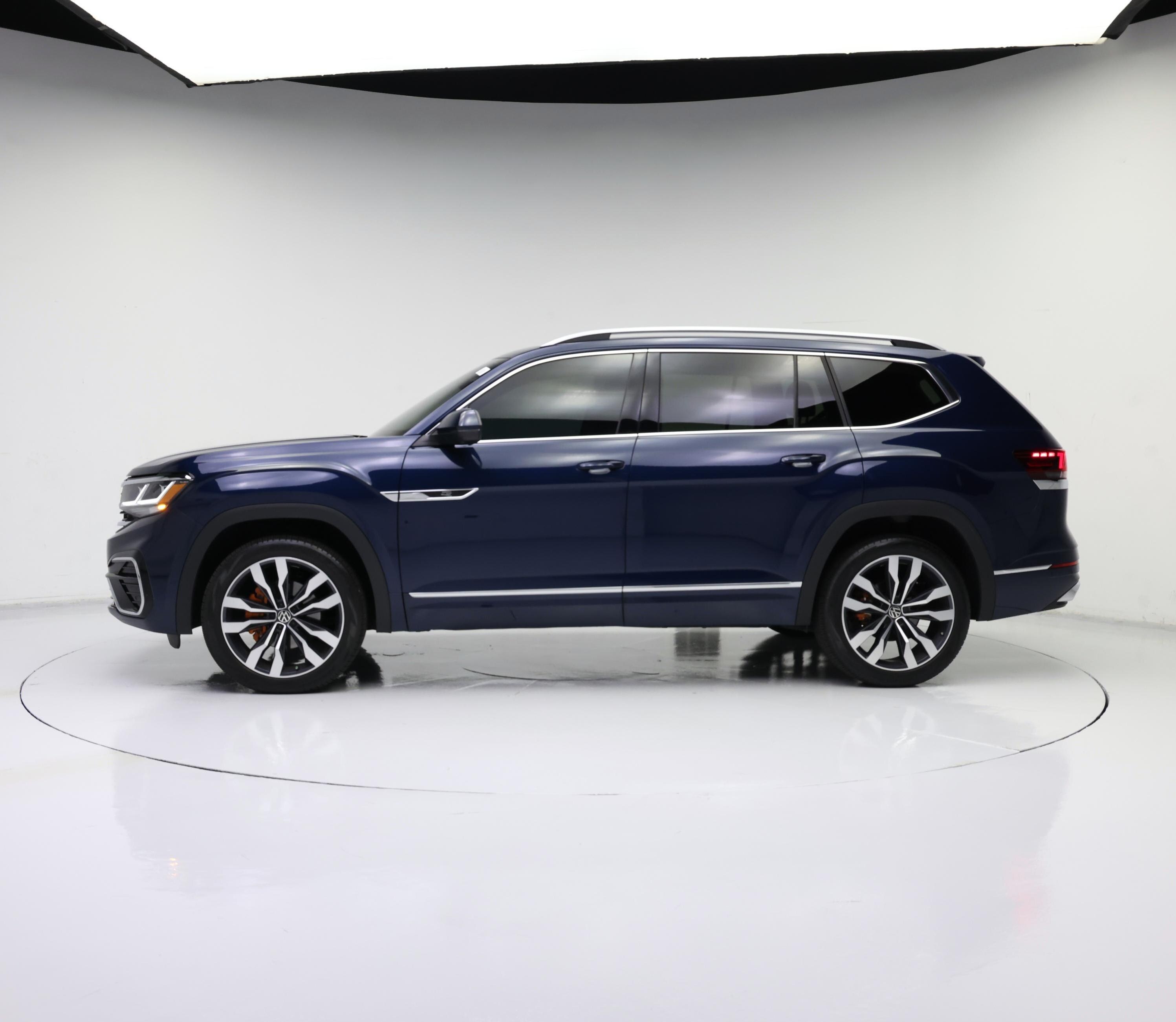 Thumbnail: 2022 Volkswagen Atlas - 3