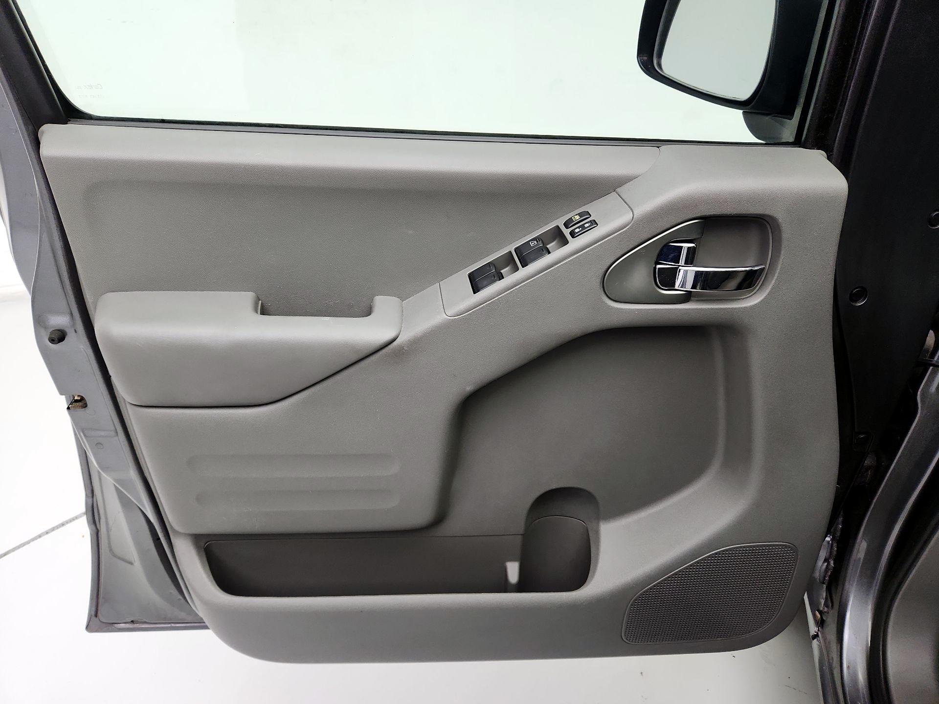 Thumbnail: 2016 Nissan Frontier - 12