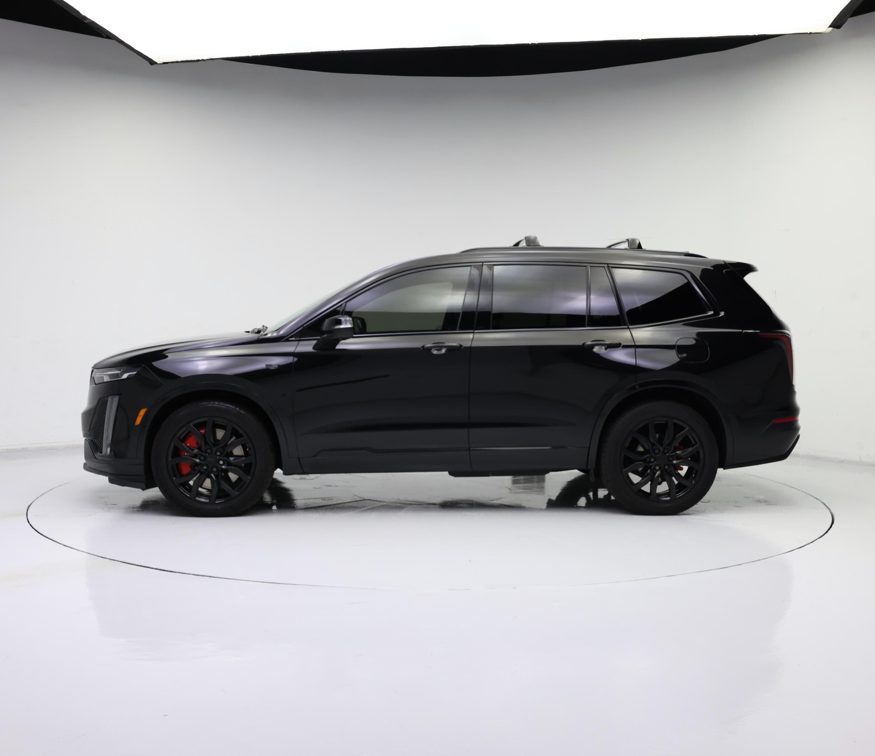 Thumbnail: 2022 Cadillac XT6 - 3