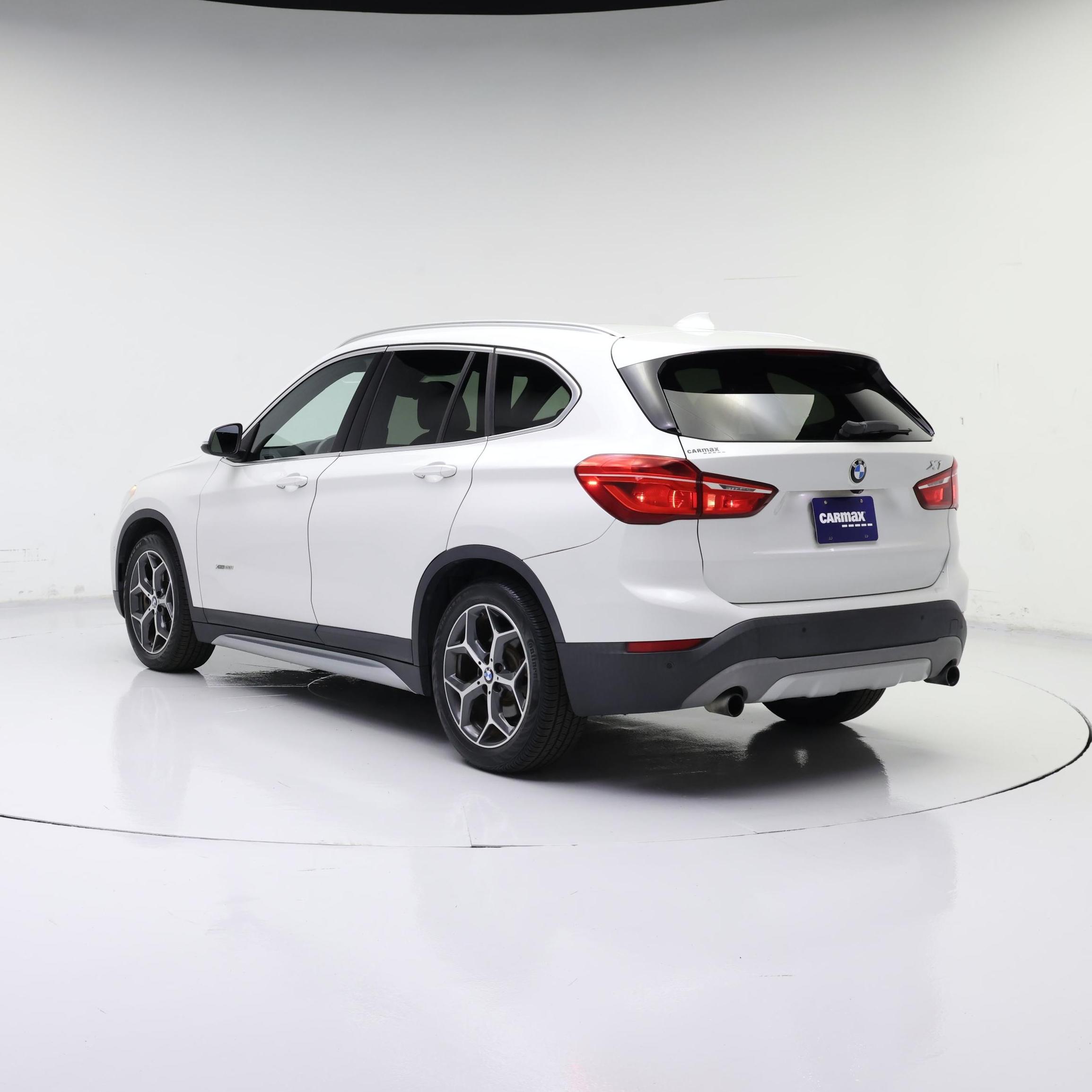 Thumbnail: 2016 BMW X1 - 2