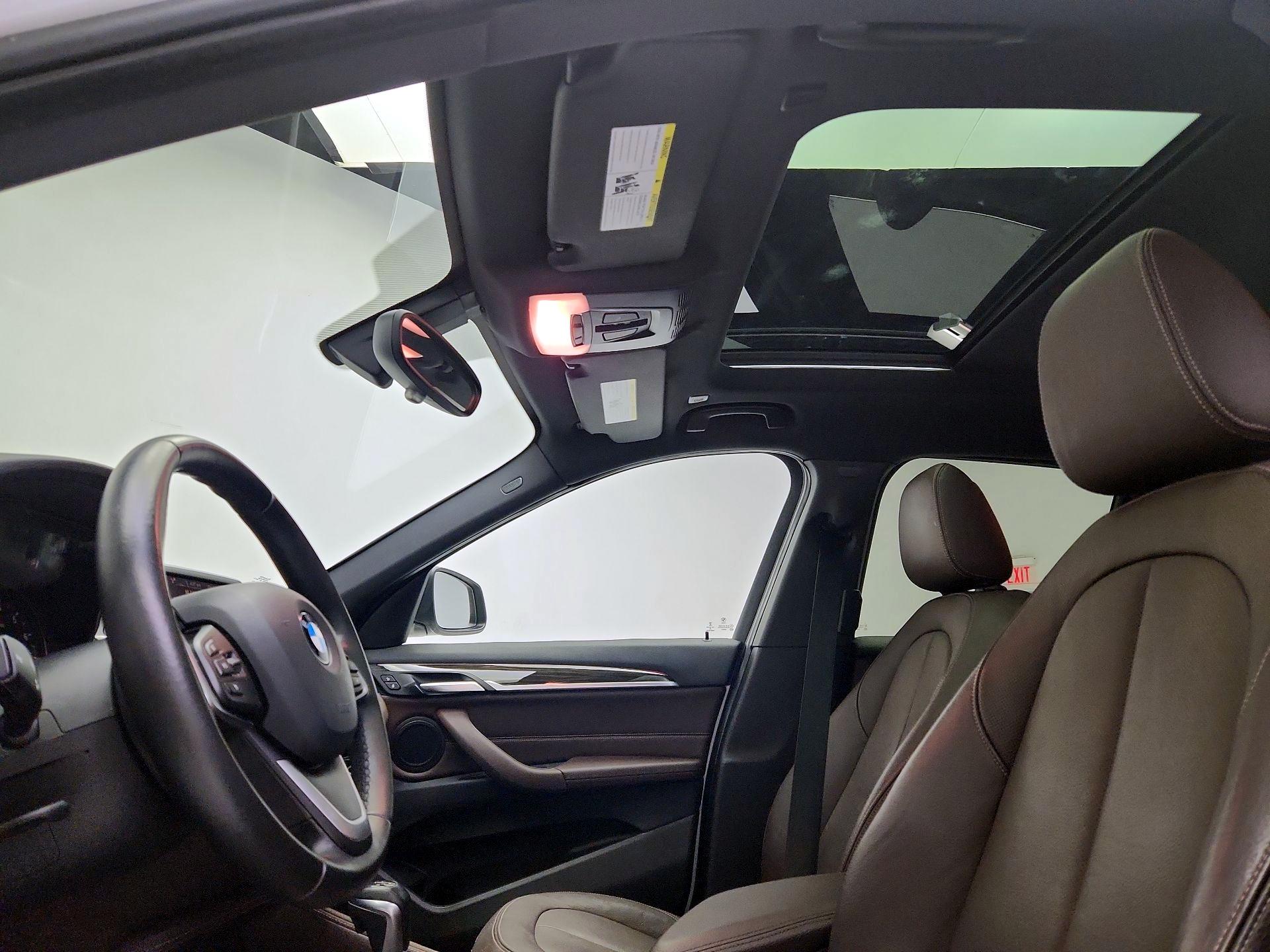 Thumbnail: 2016 BMW X1 - 19