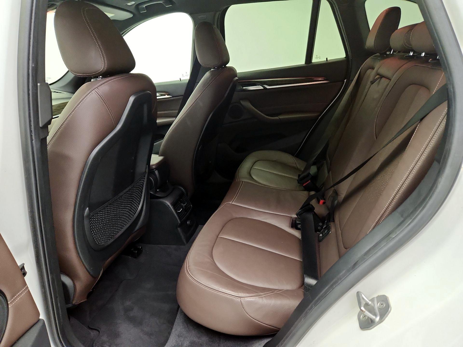 Thumbnail: 2016 BMW X1 - 20