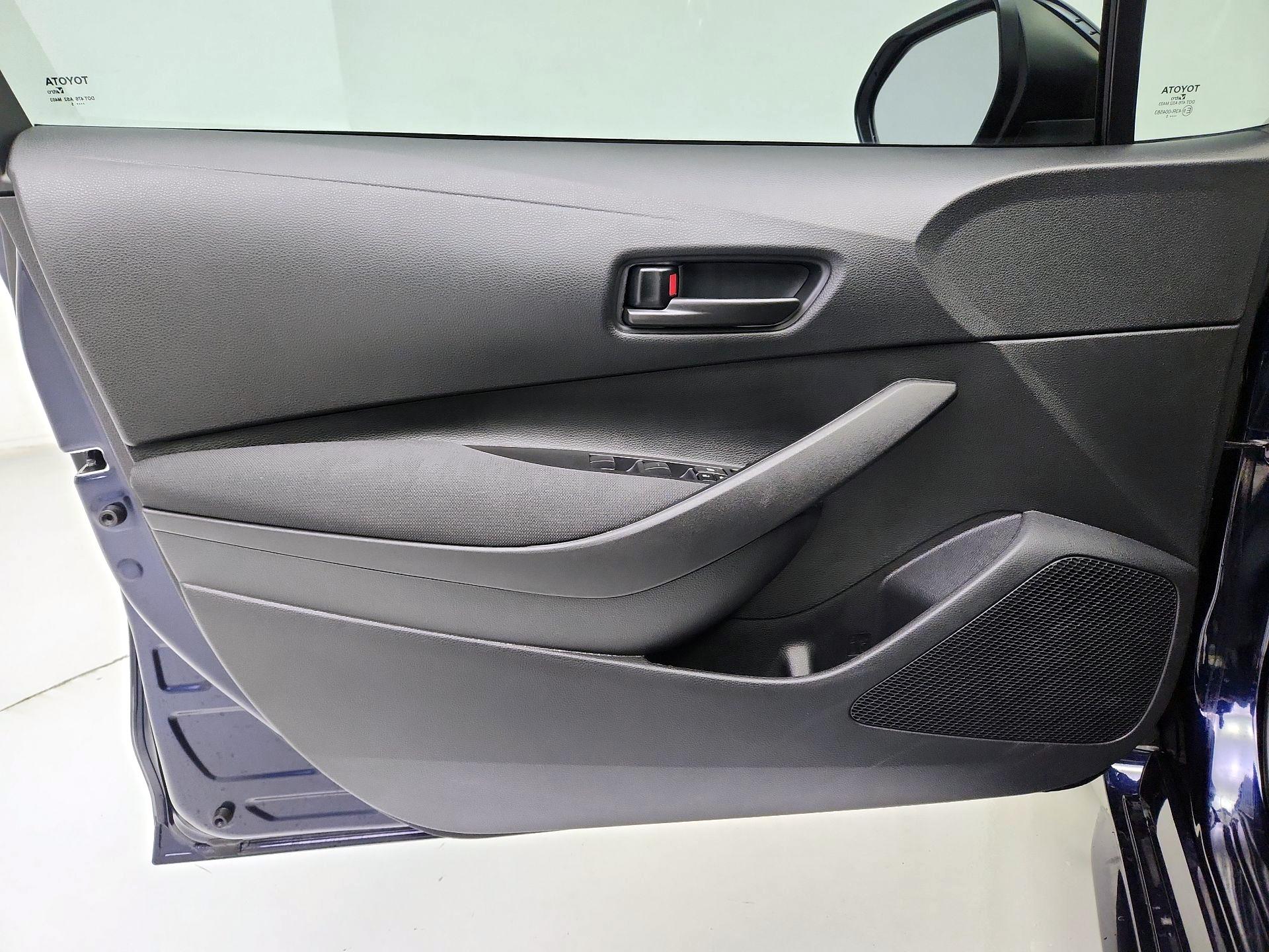 Thumbnail: 2025 Toyota Corolla - 12