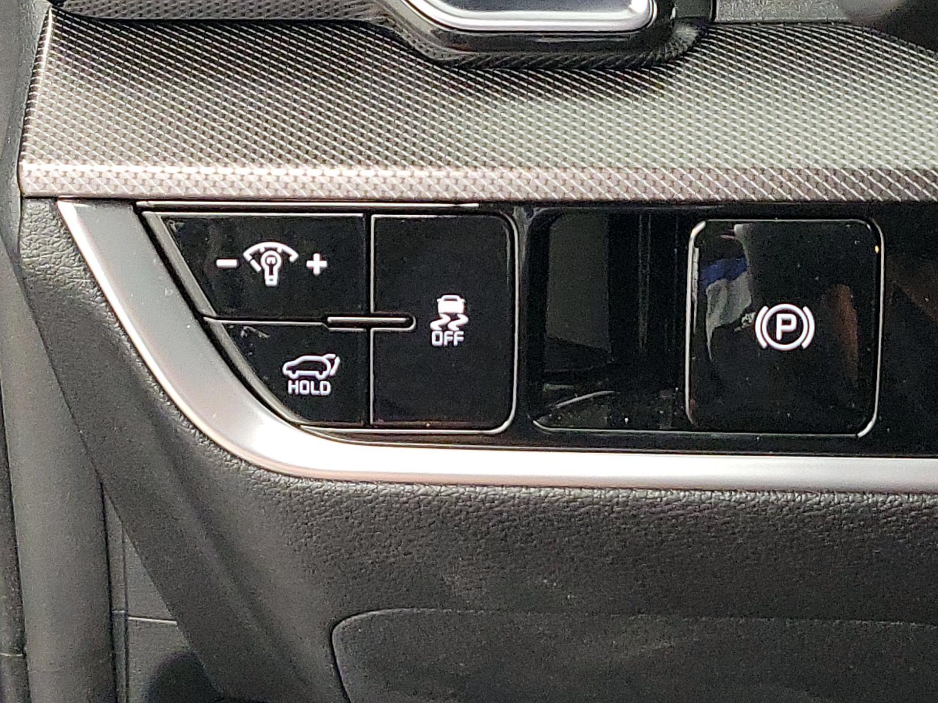 Thumbnail: 2024 Kia Sportage - 13