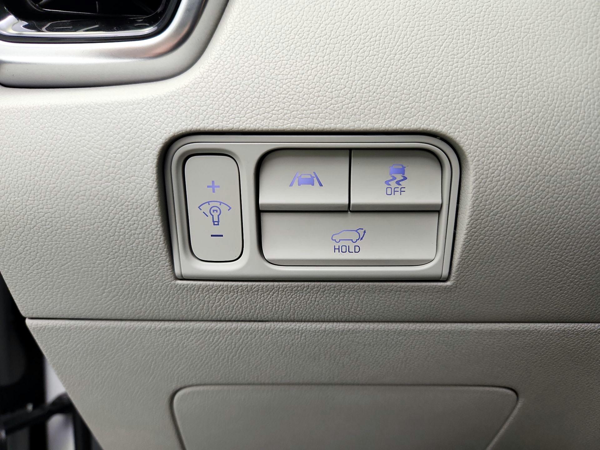 Thumbnail: 2022 Kia Sorento - 13