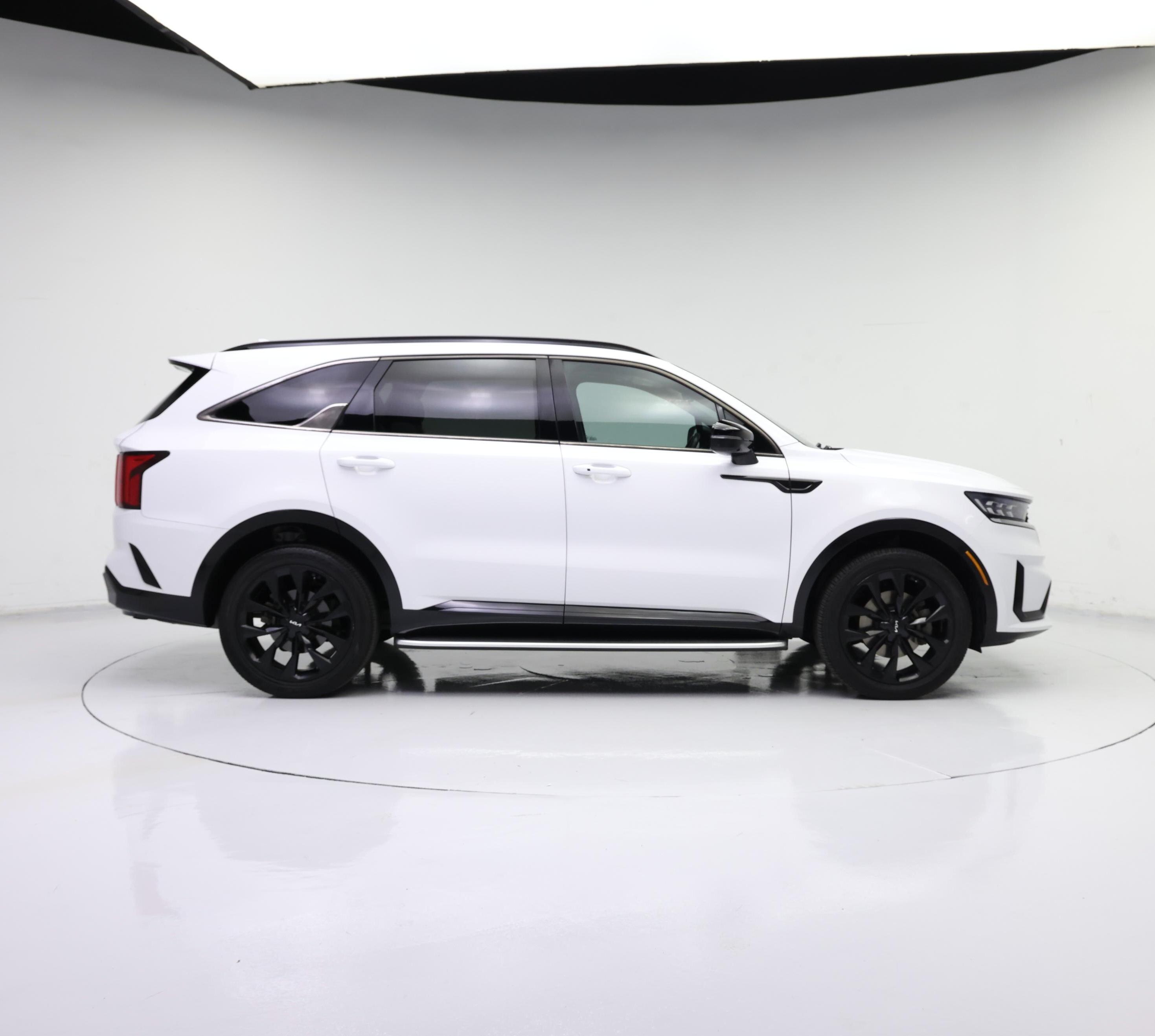 Thumbnail: 2022 Kia Sorento - 7