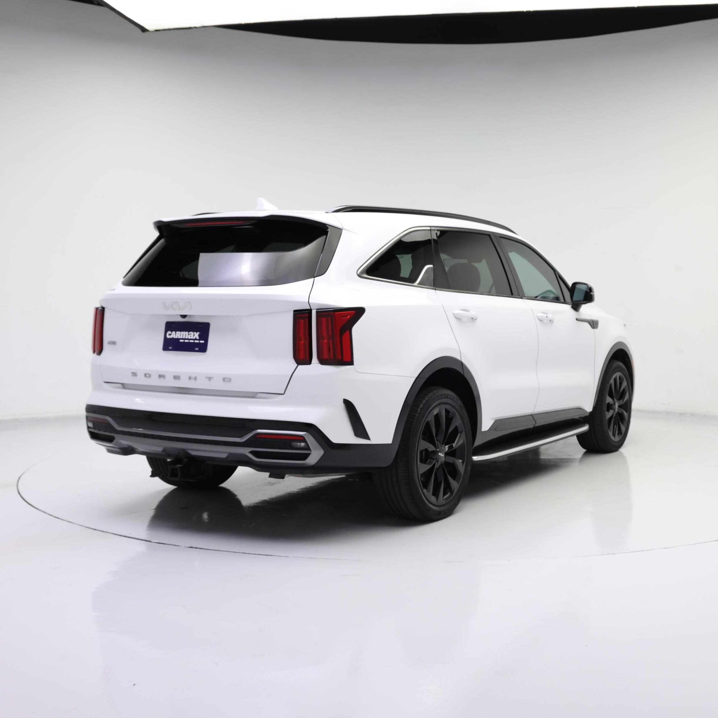 Thumbnail: 2022 Kia Sorento - 8