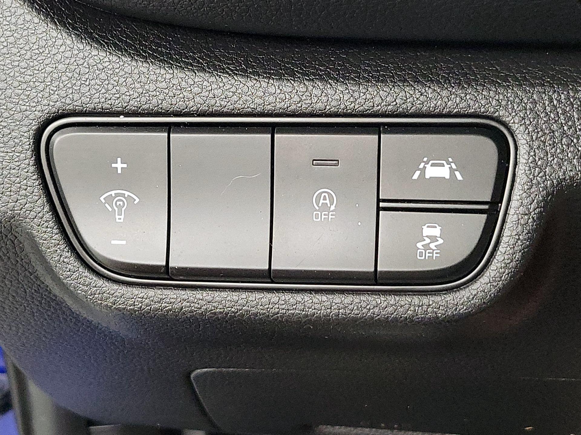 Thumbnail: 2023 Kia Seltos - 13