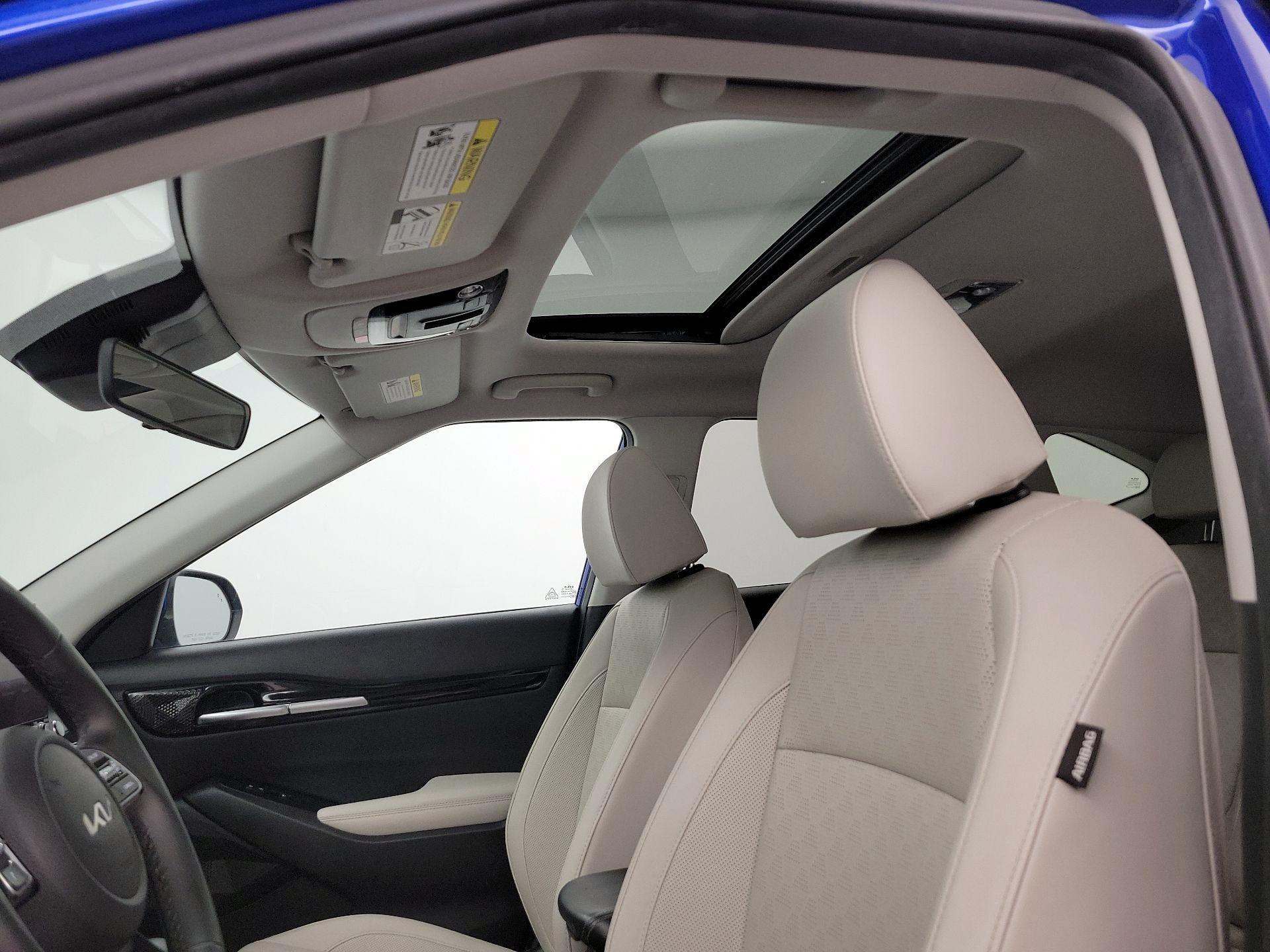 Thumbnail: 2023 Kia Seltos - 20