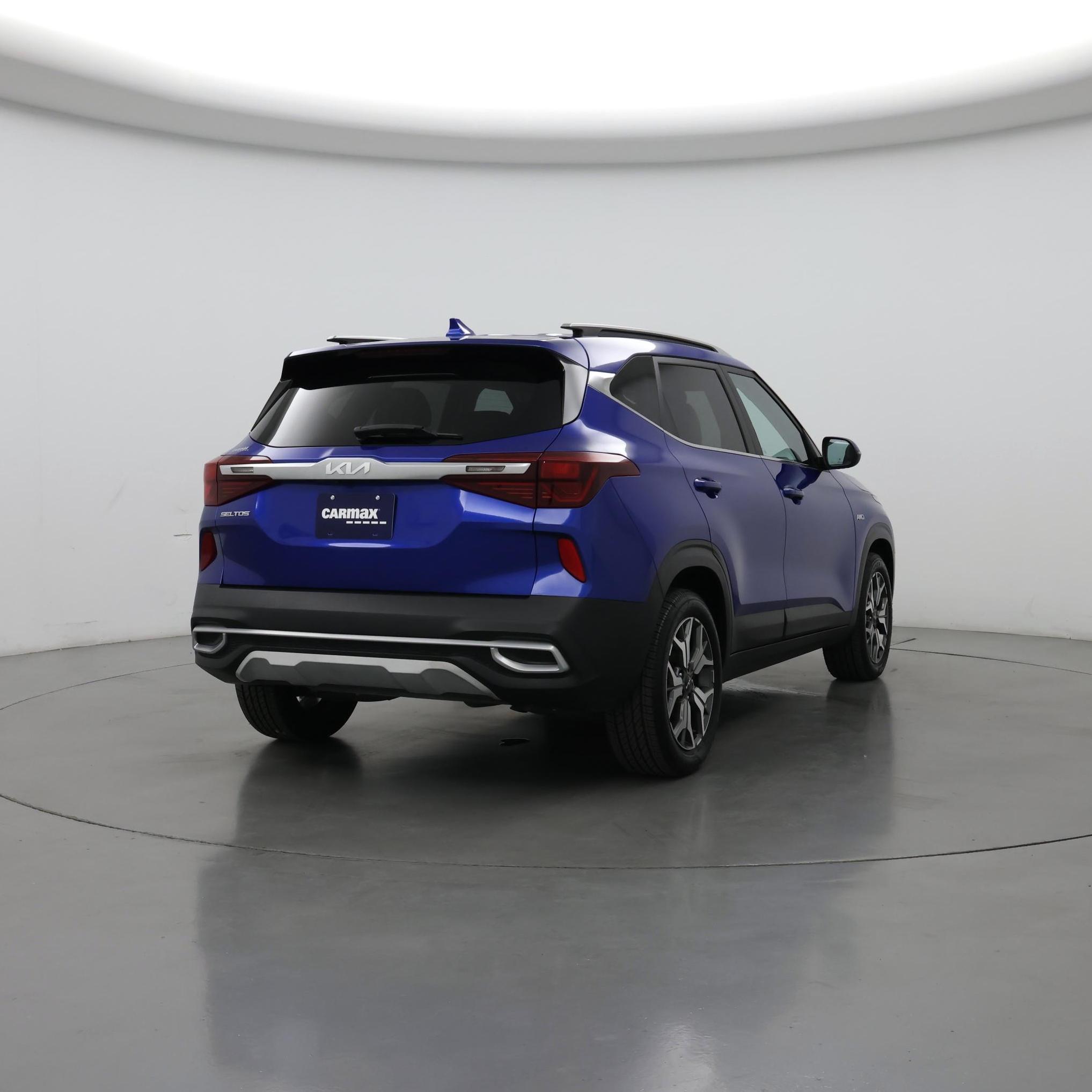 Thumbnail: 2023 Kia Seltos - 8