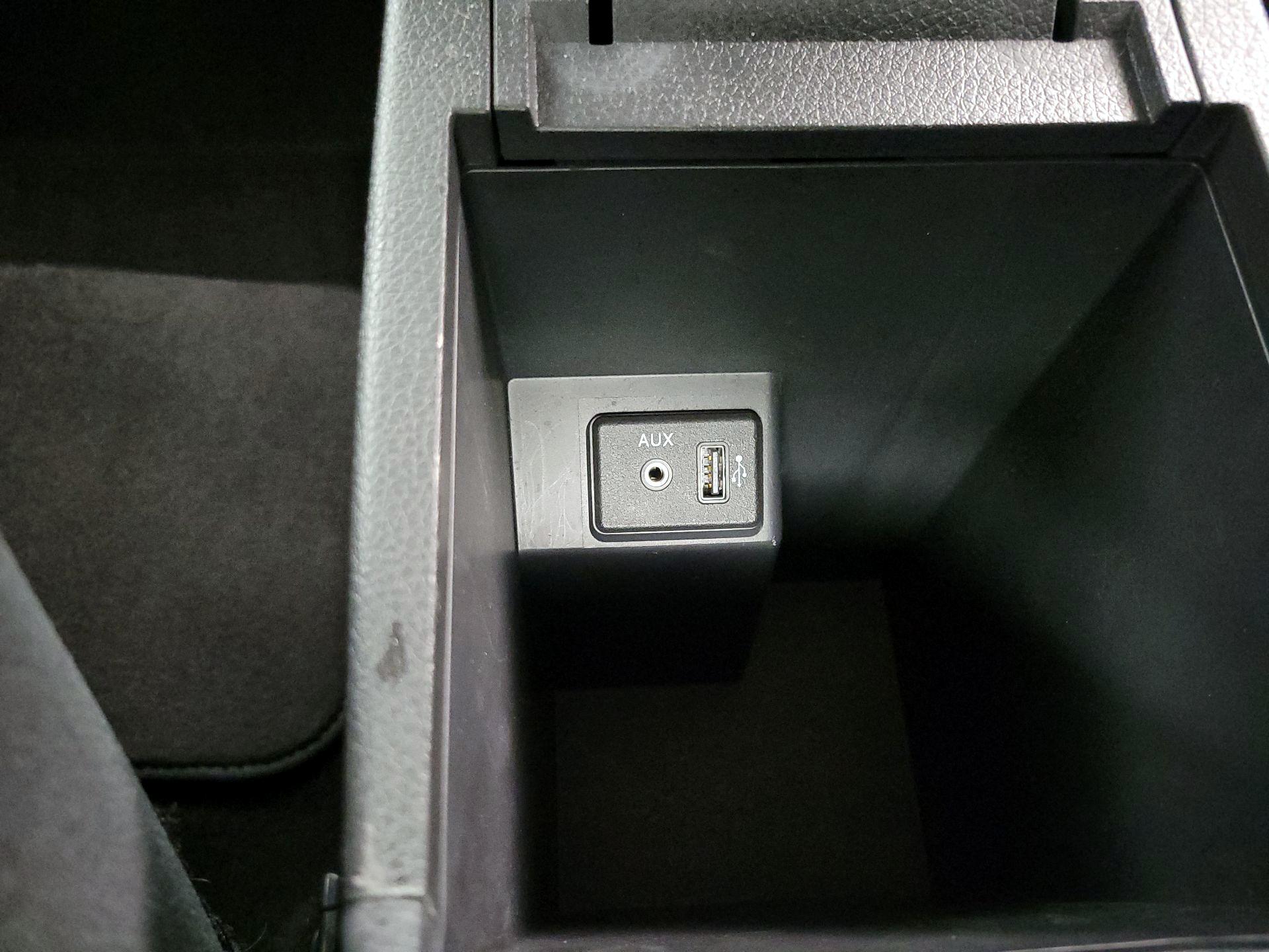 Thumbnail: 2018 Nissan Sentra - 19