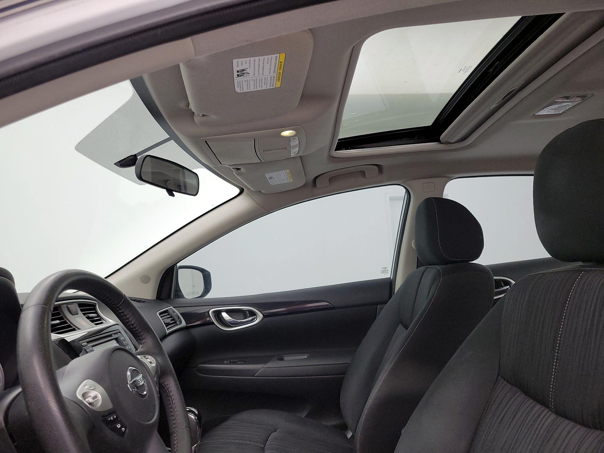 Thumbnail: 2018 Nissan Sentra - 20