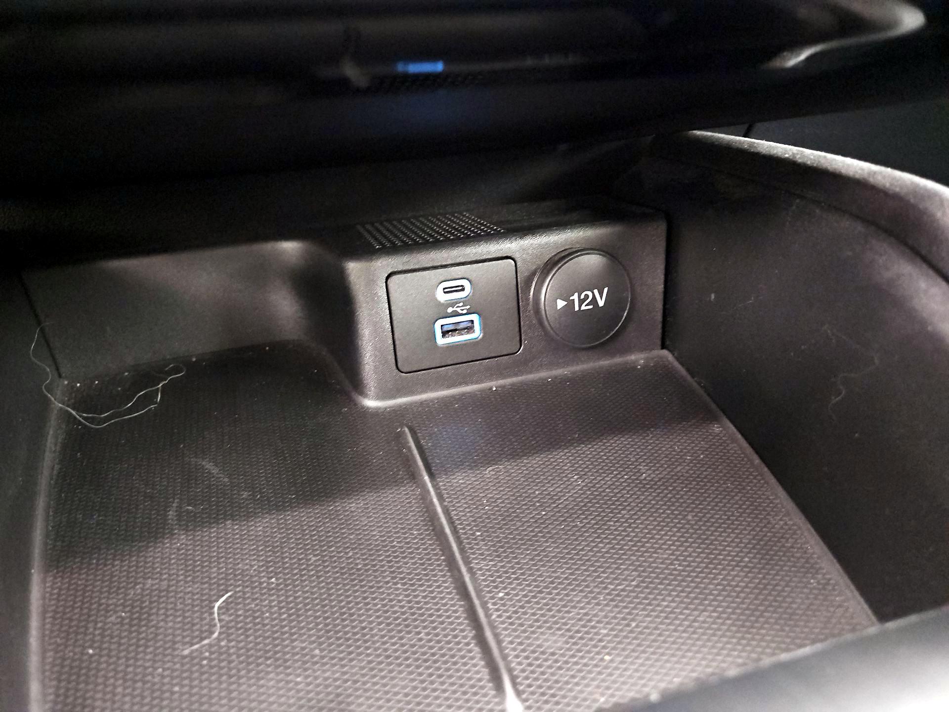 Thumbnail: 2022 Ford Escape - 18