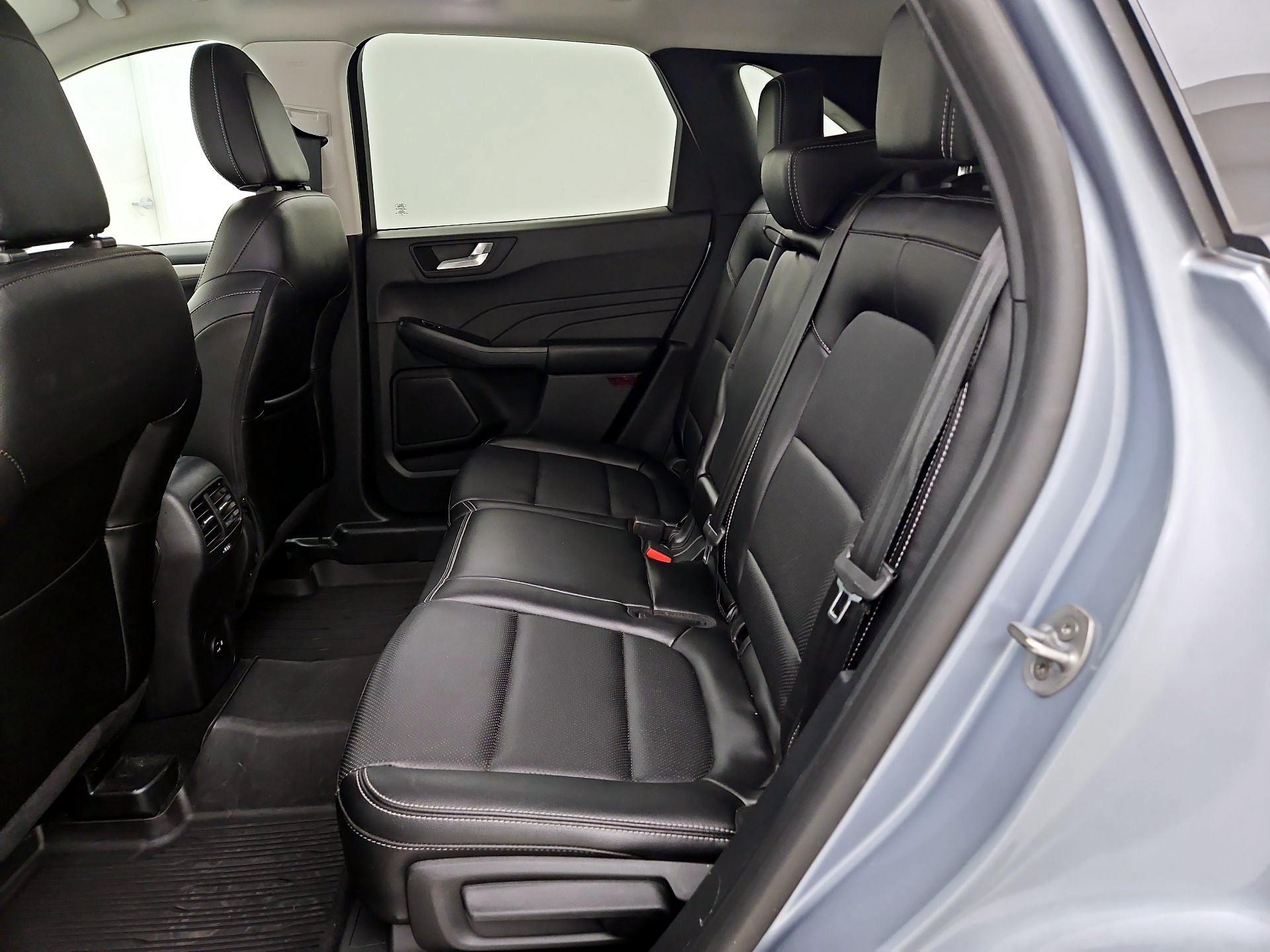 Thumbnail: 2022 Ford Escape - 20