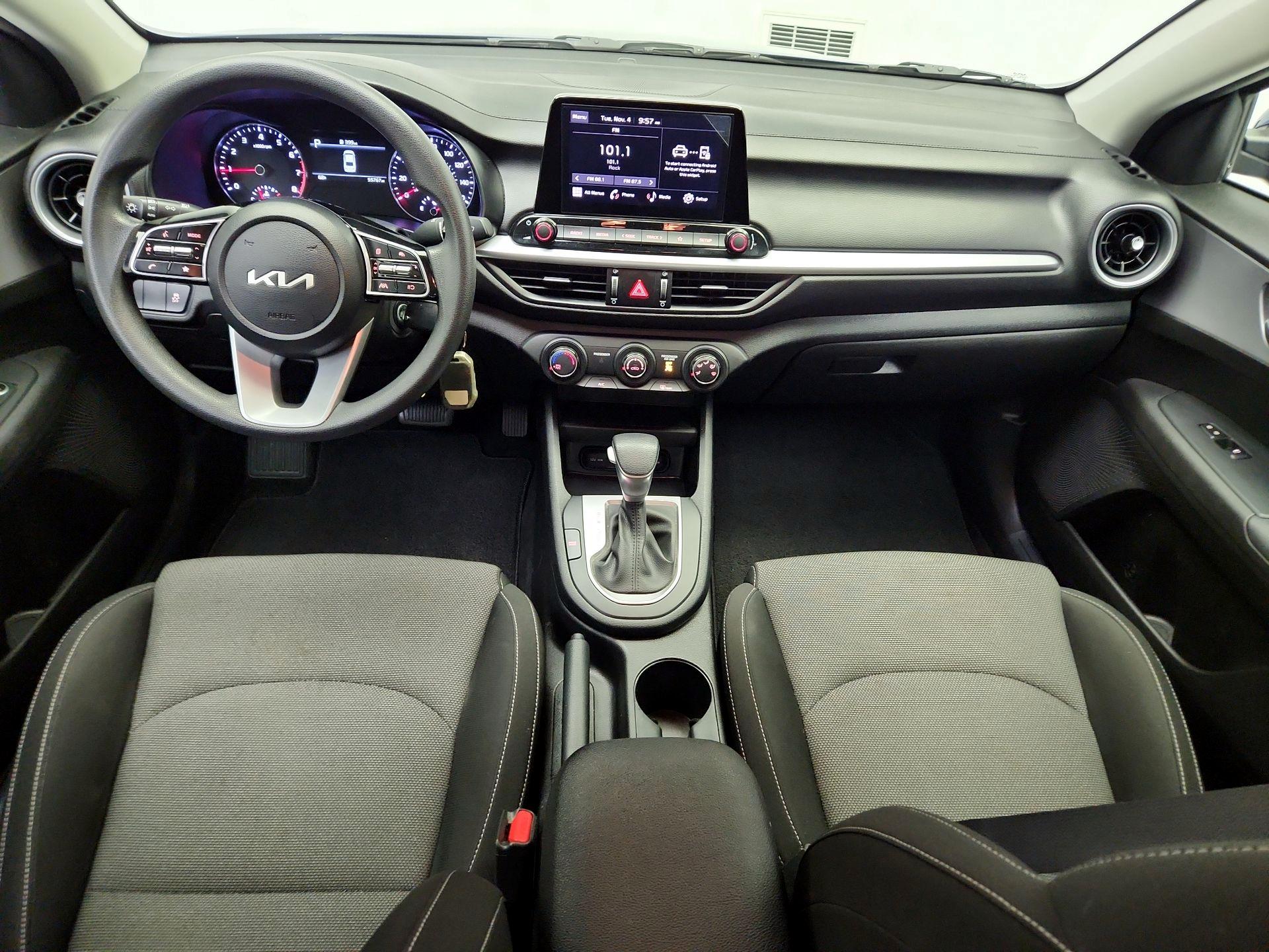 Thumbnail: 2023 Kia Forte - 9