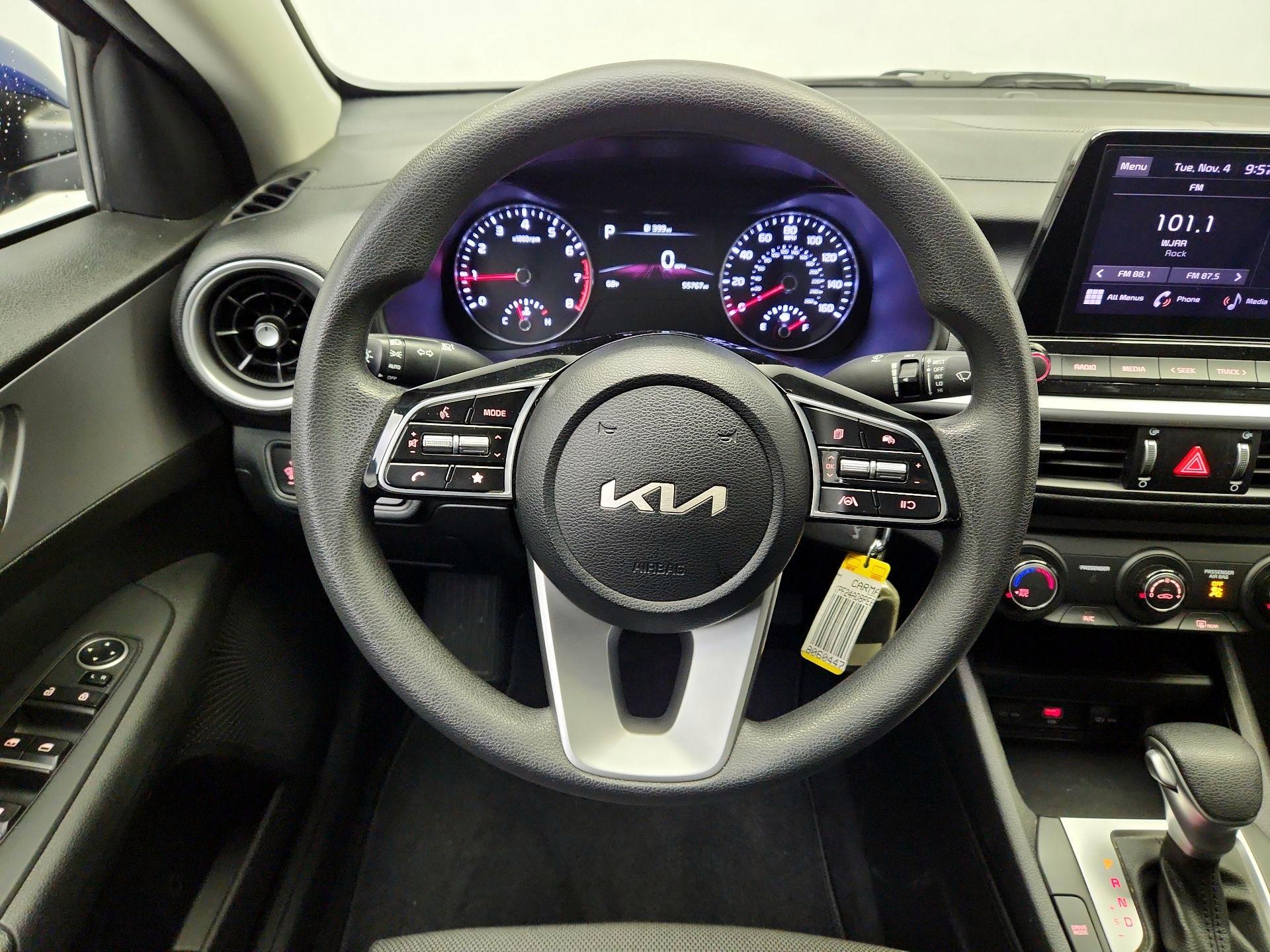 Thumbnail: 2023 Kia Forte - 10