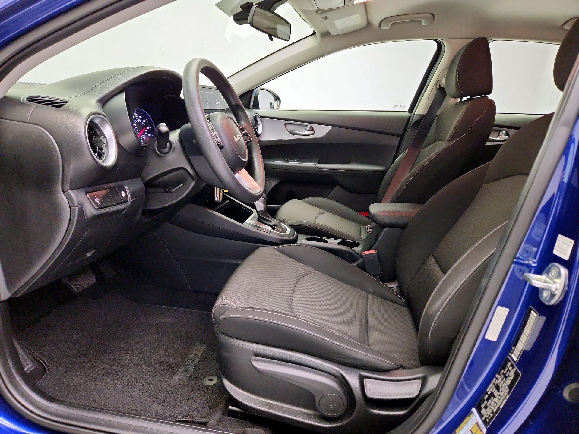 Thumbnail: 2023 Kia Forte - 11