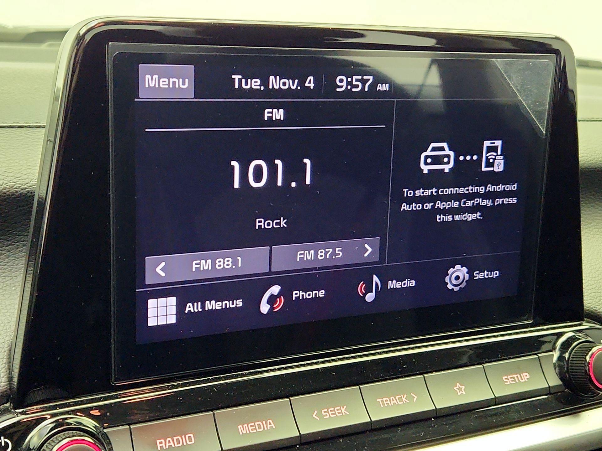 Thumbnail: 2023 Kia Forte - 15