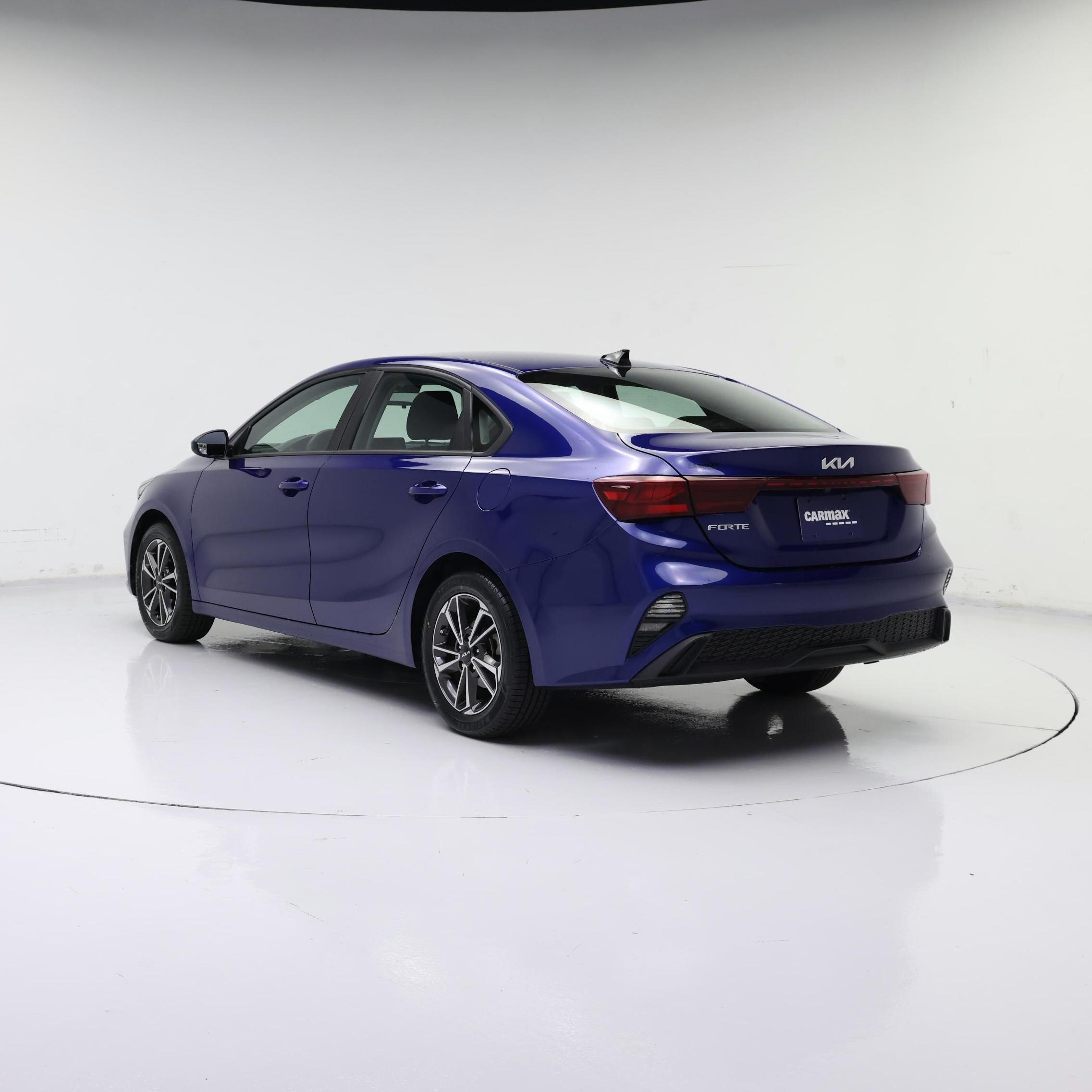 Thumbnail: 2023 Kia Forte - 2