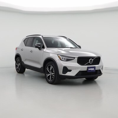 Silver 2024 Volvo XC40 B5 Core Dark Theme