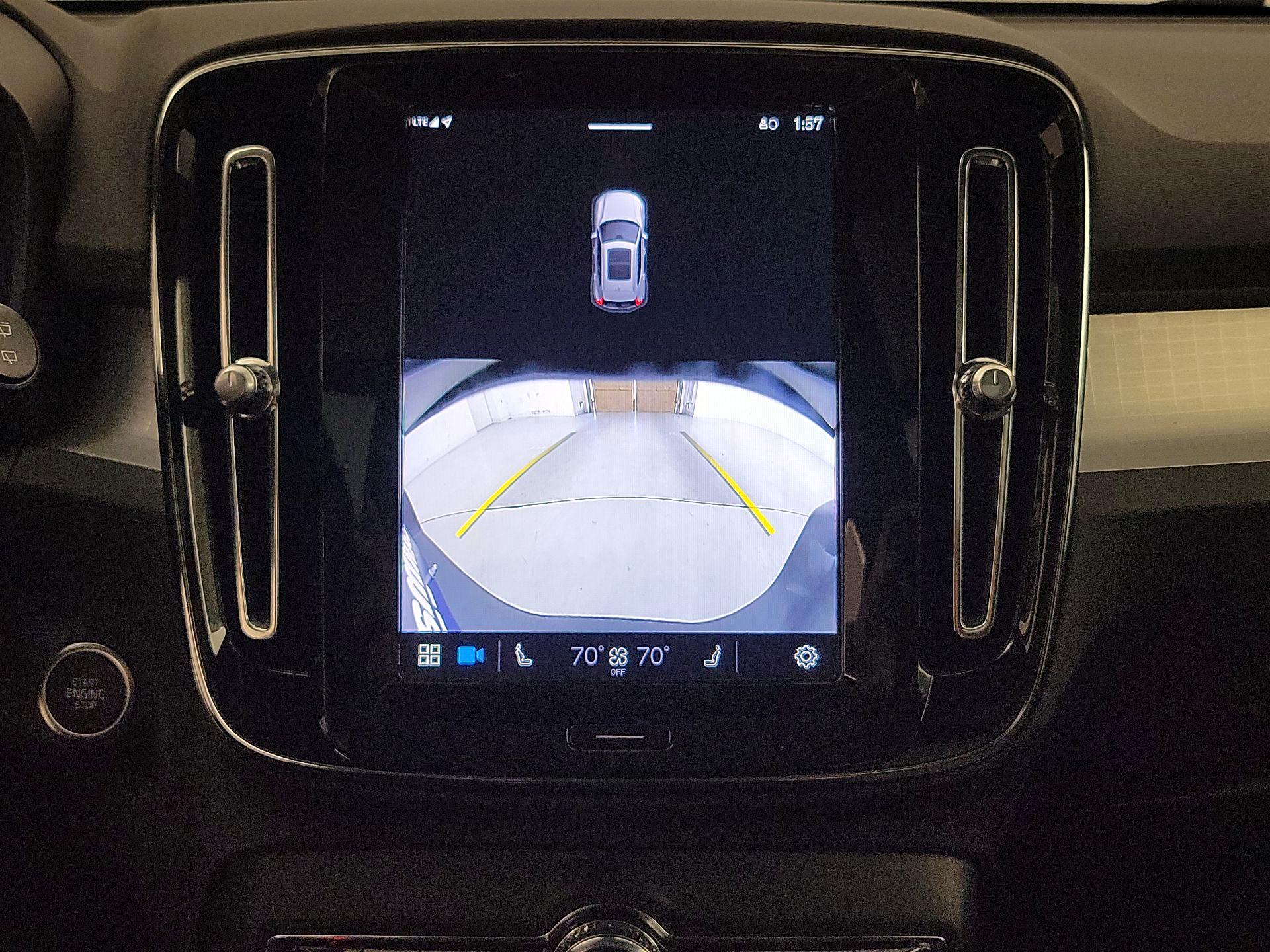 Thumbnail: 2024 Volvo XC40 - 15