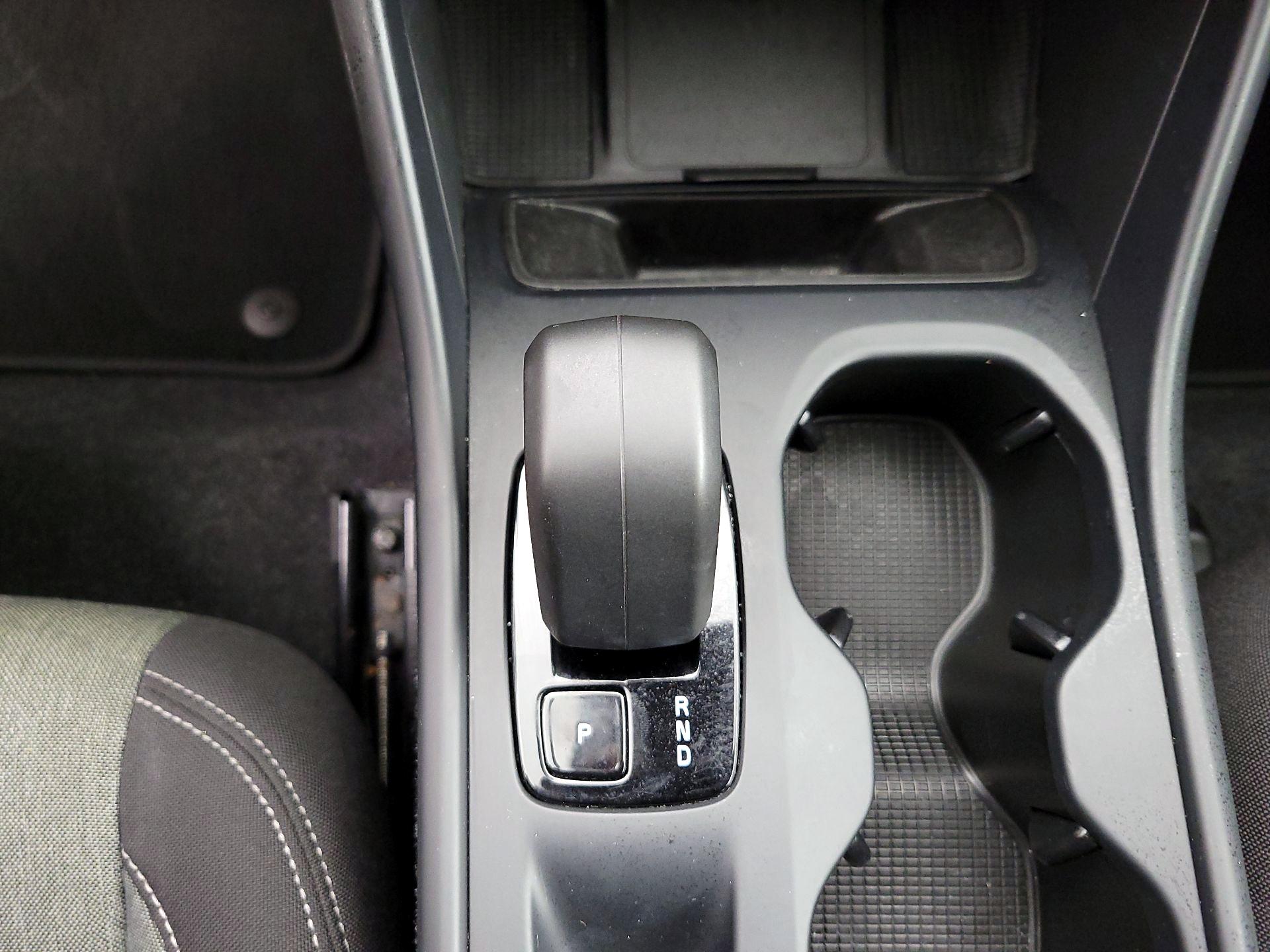 Thumbnail: 2024 Volvo XC40 - 18