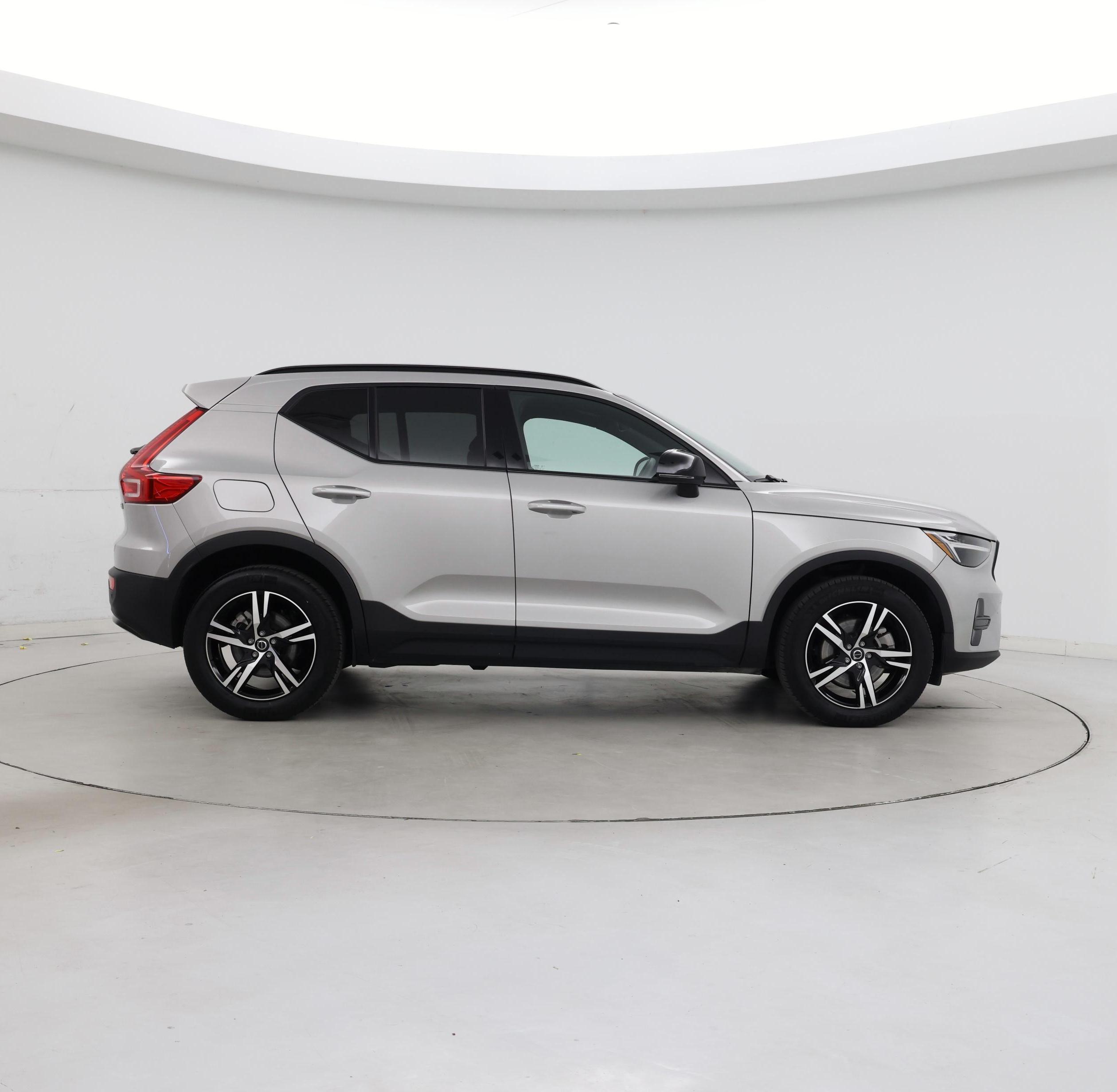 Thumbnail: 2024 Volvo XC40 - 7