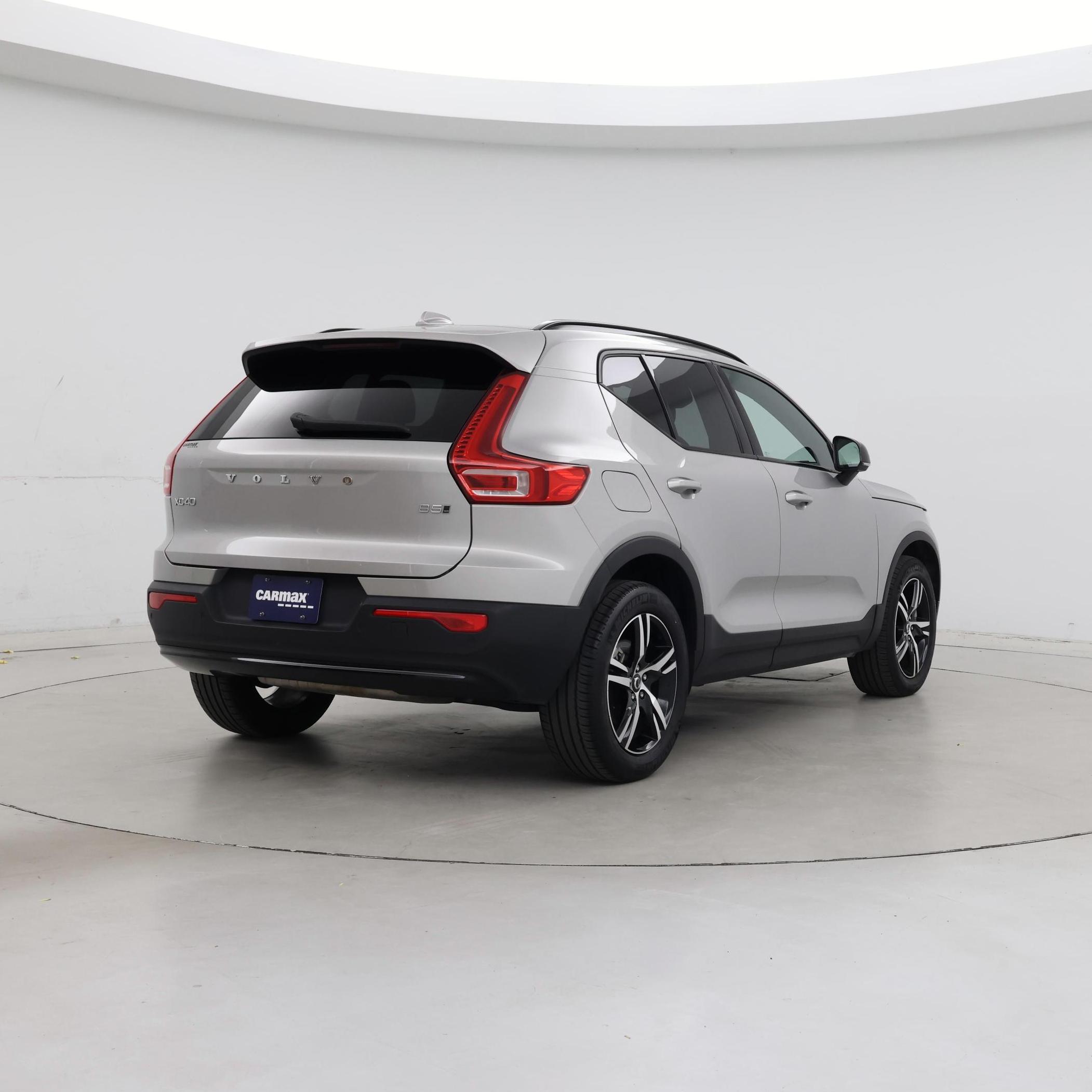 Thumbnail: 2024 Volvo XC40 - 8