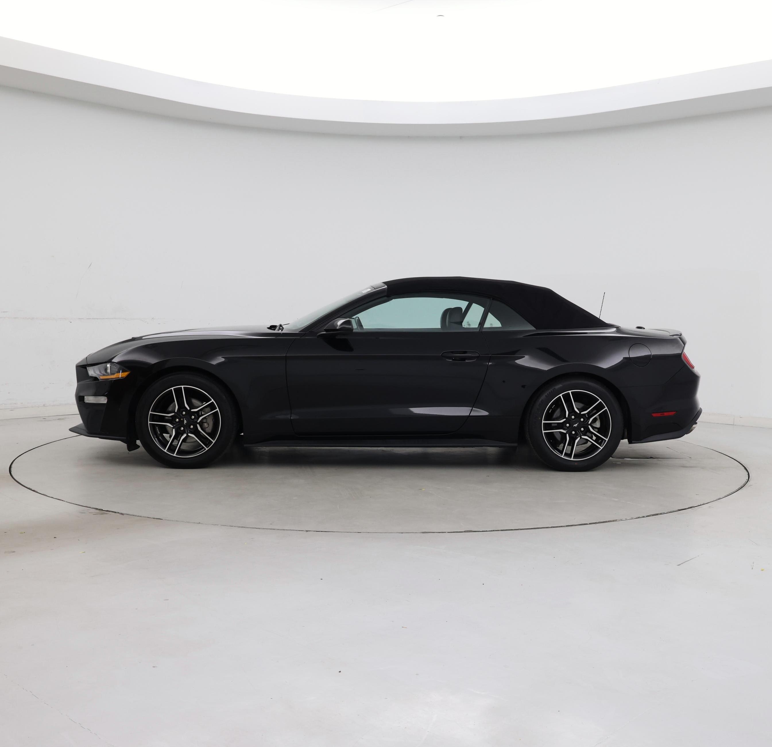 Thumbnail: 2023 Ford Mustang - 3