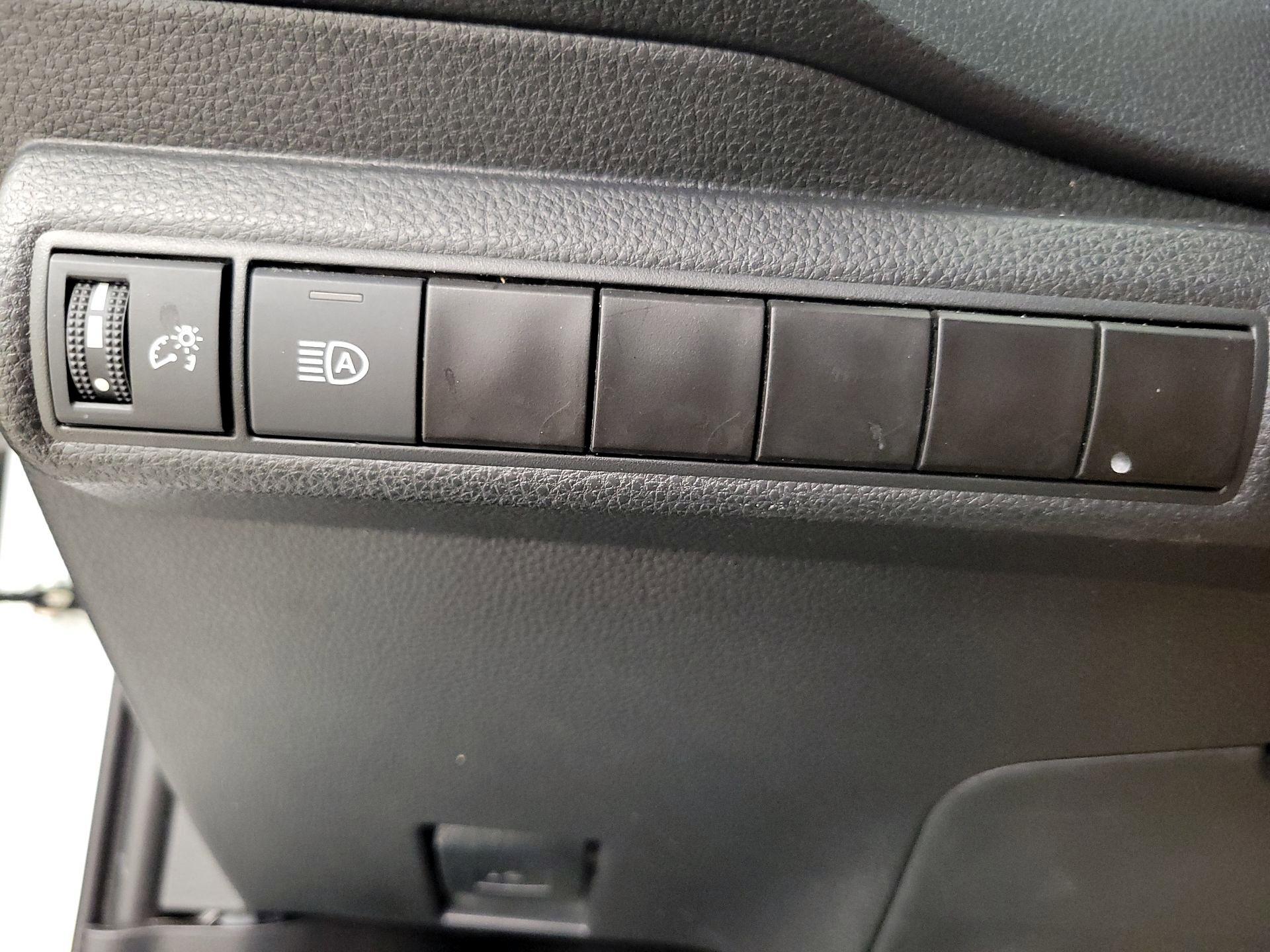 Thumbnail: 2024 Toyota Corolla - 13