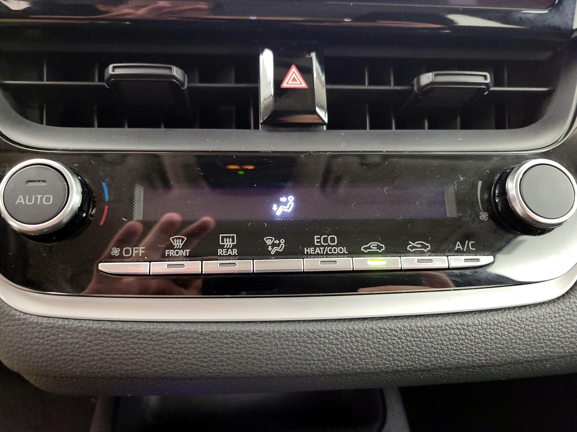 Thumbnail: 2024 Toyota Corolla - 16