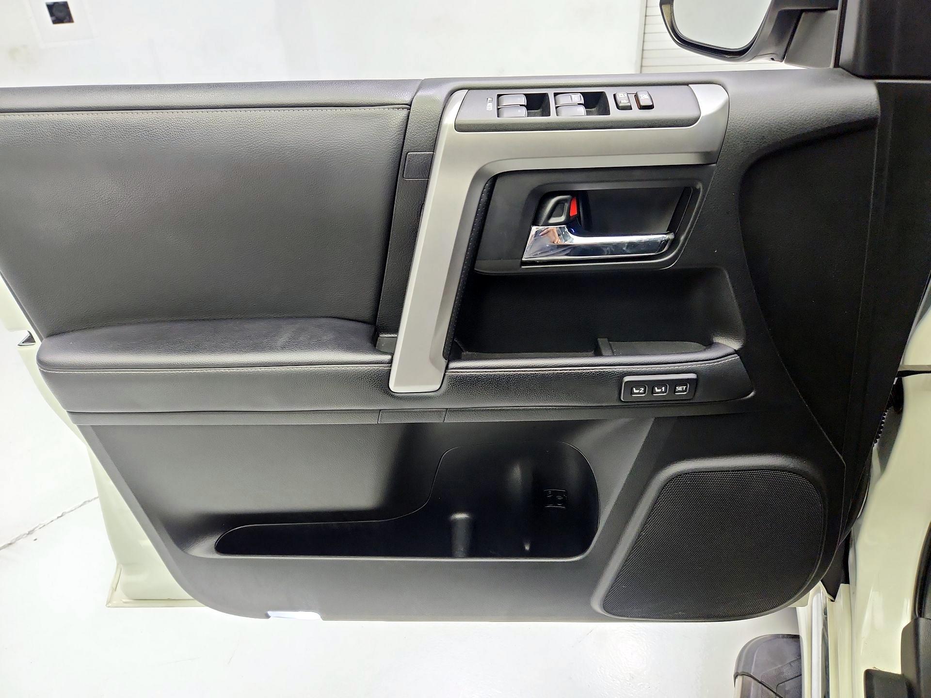 Thumbnail: 2021 Toyota 4Runner - 10