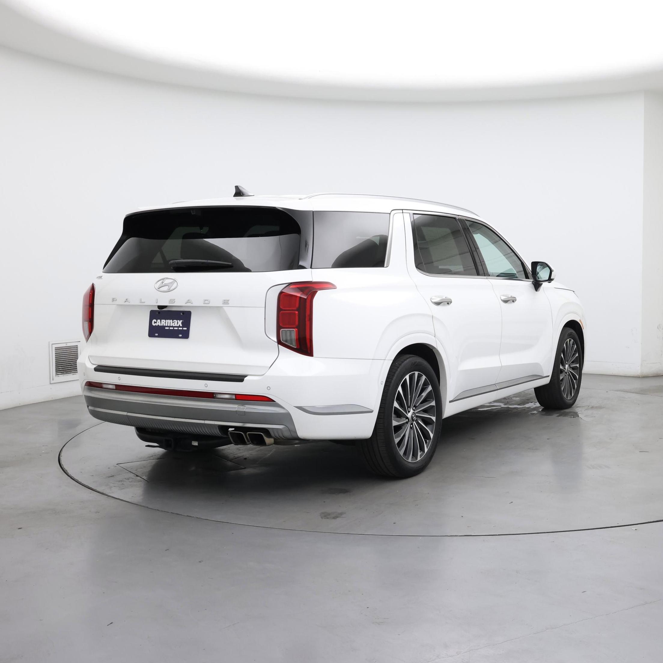 Thumbnail: 2023 Hyundai Palisade - 8