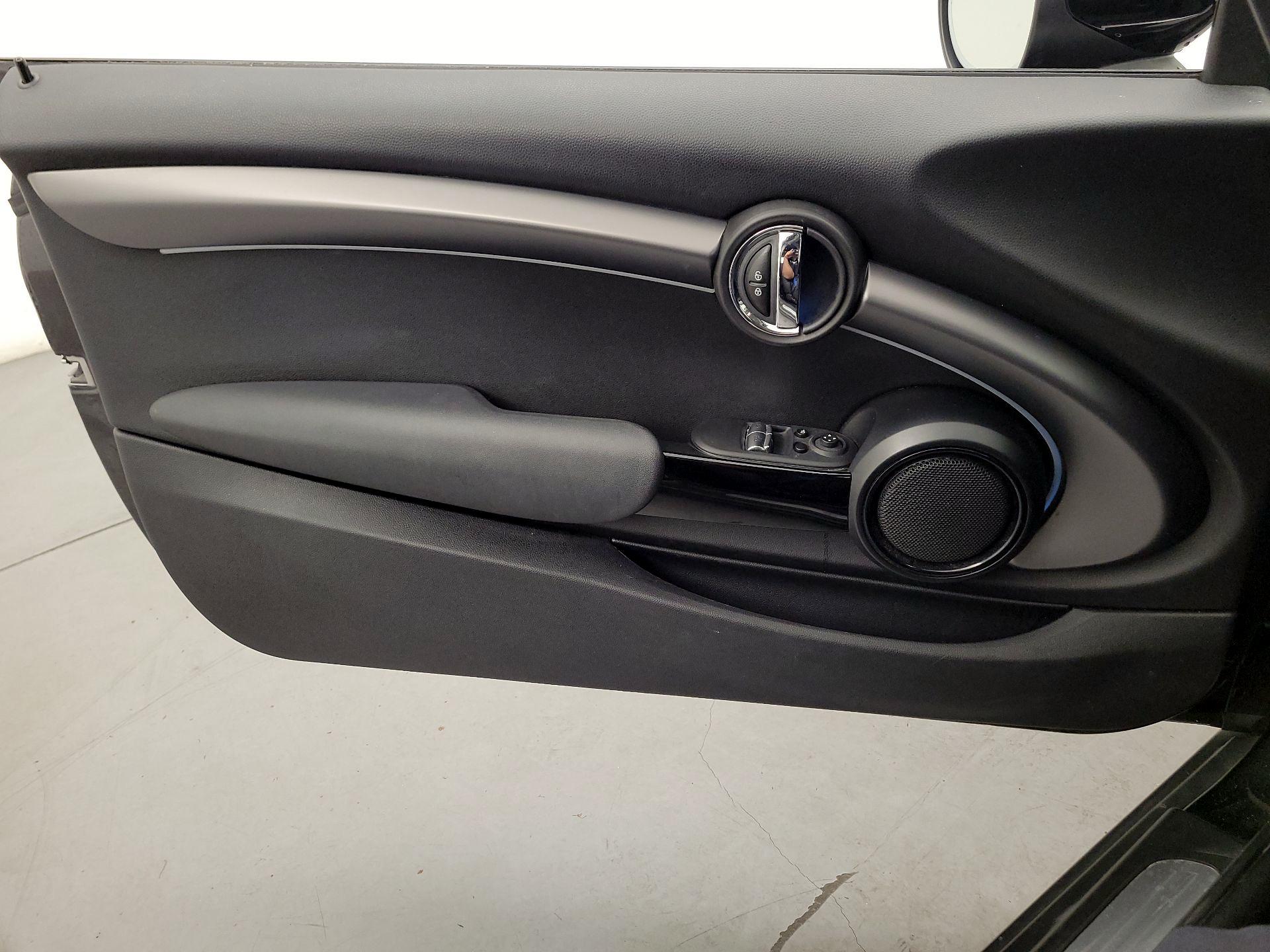 Thumbnail: 2023 MINI Cooper Hardtop - 12