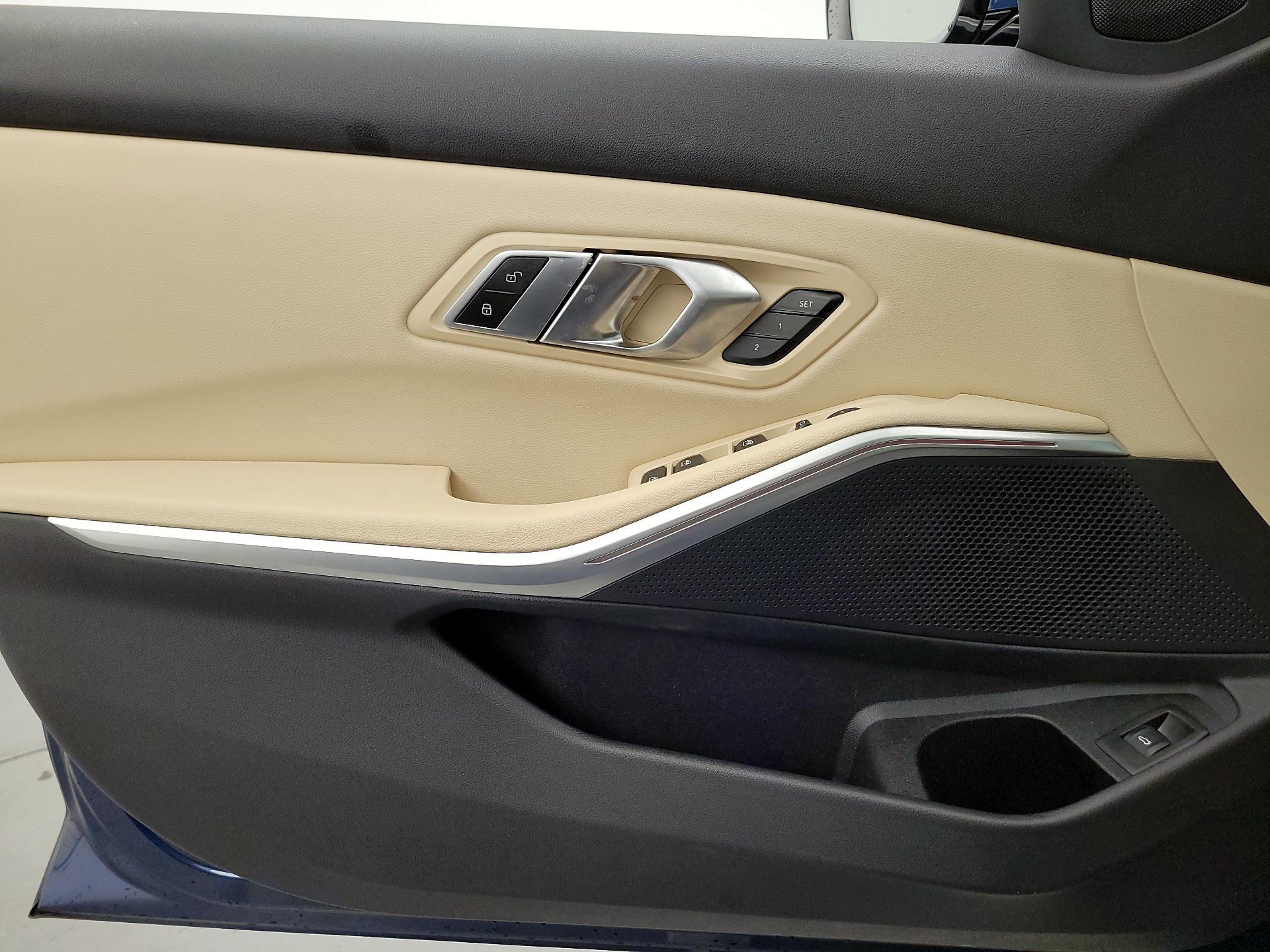 Thumbnail: 2022 BMW 3 Series - 12