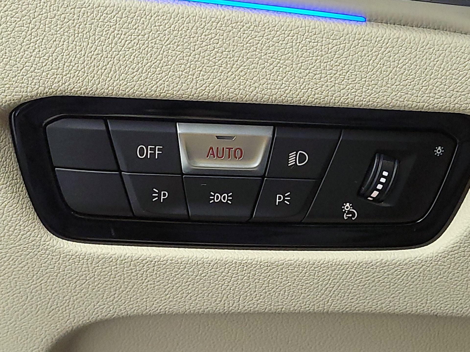 Thumbnail: 2022 BMW 3 Series - 13