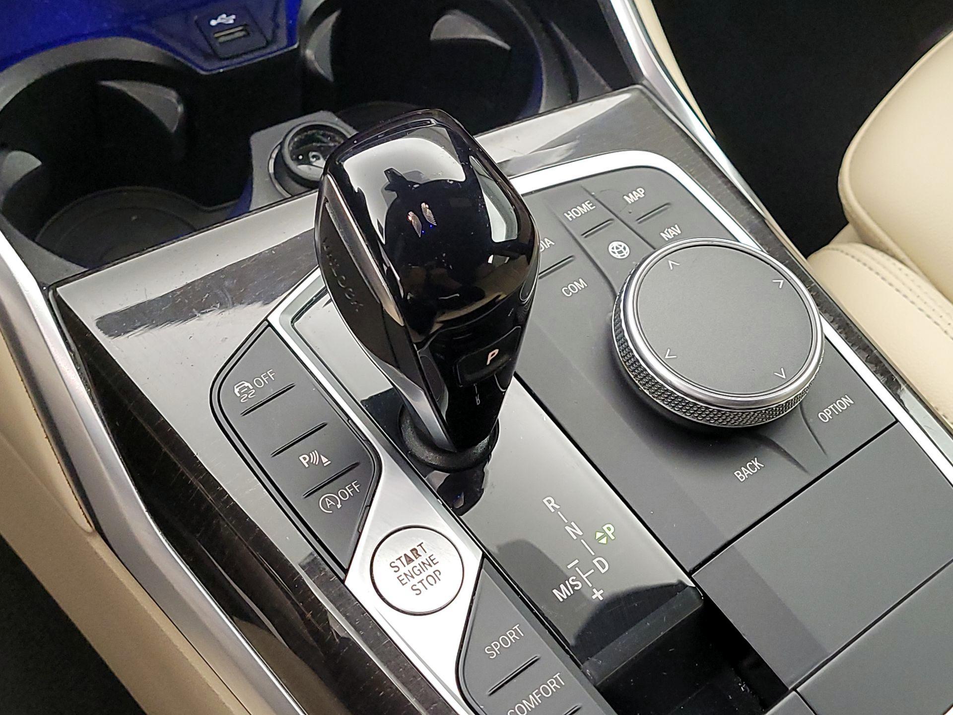 Thumbnail: 2022 BMW 3 Series - 17