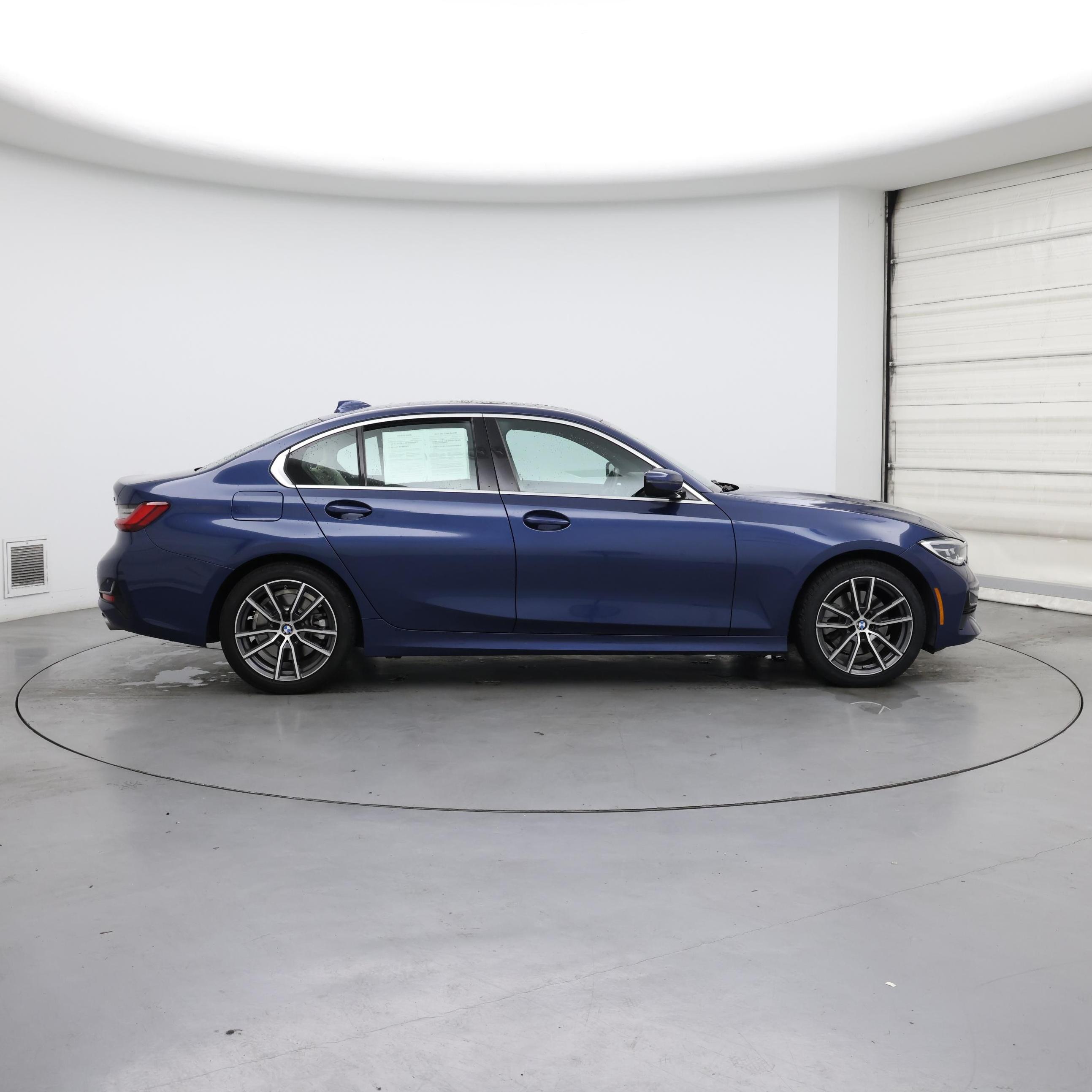 Thumbnail: 2022 BMW 3 Series - 7