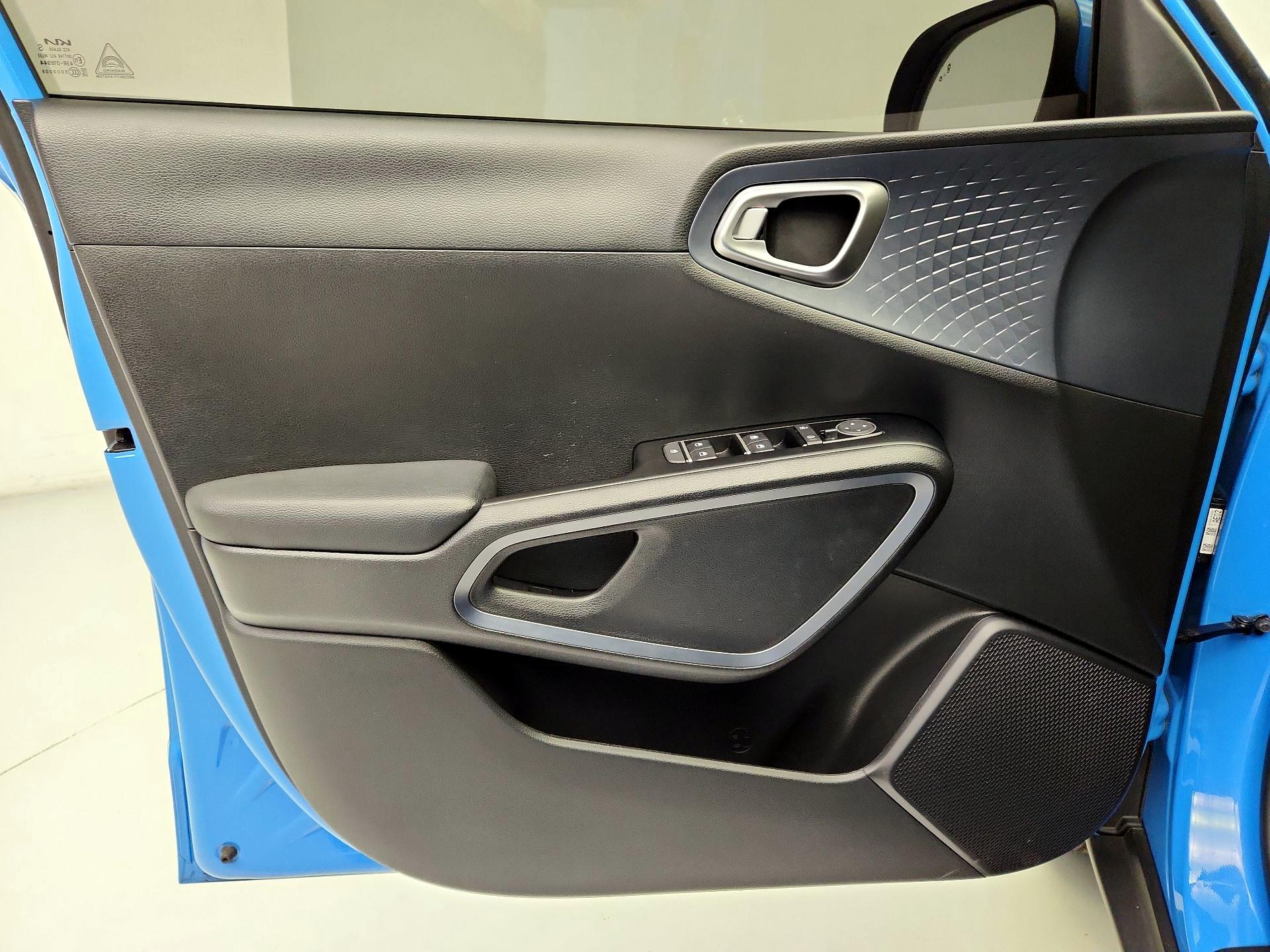 Thumbnail: 2024 Kia Soul - 12