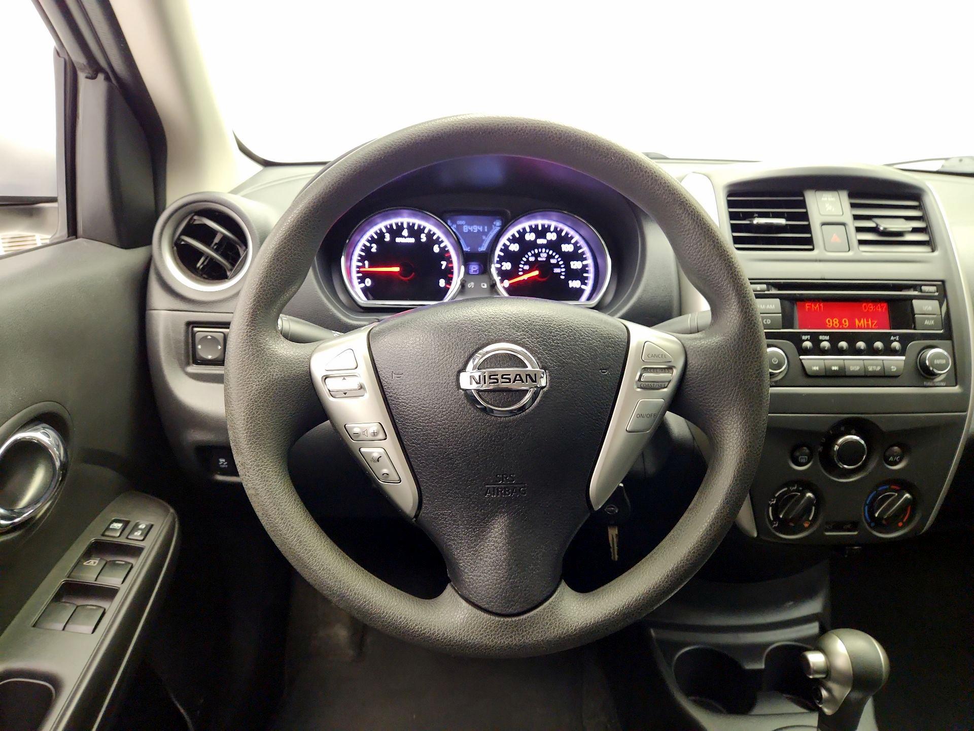 Thumbnail: 2015 Nissan Versa - 10