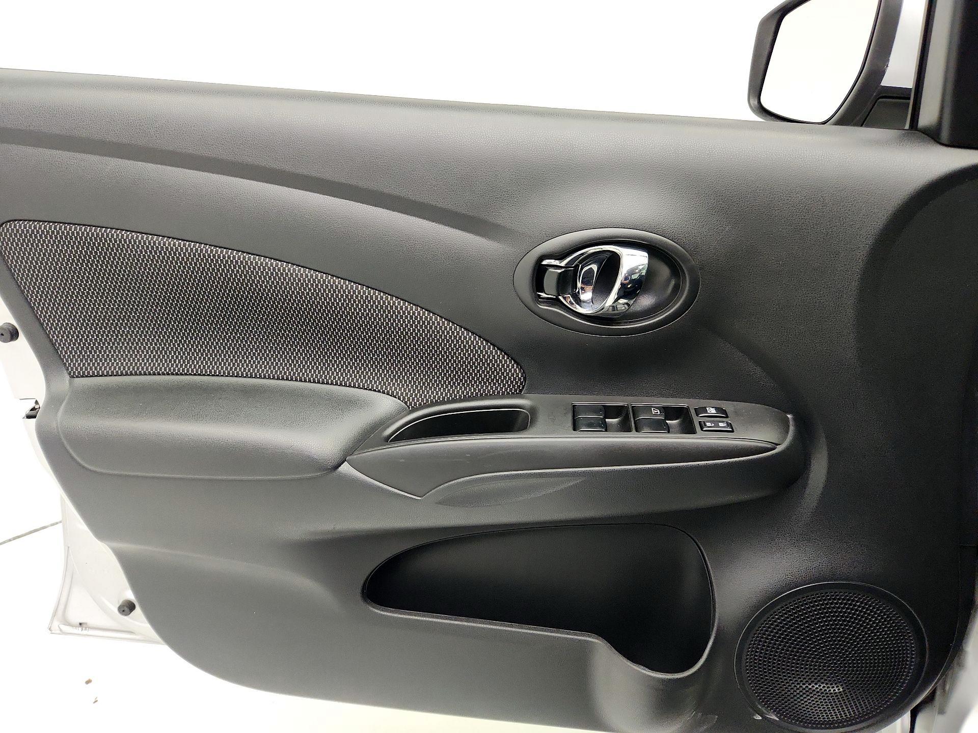 Thumbnail: 2015 Nissan Versa - 12