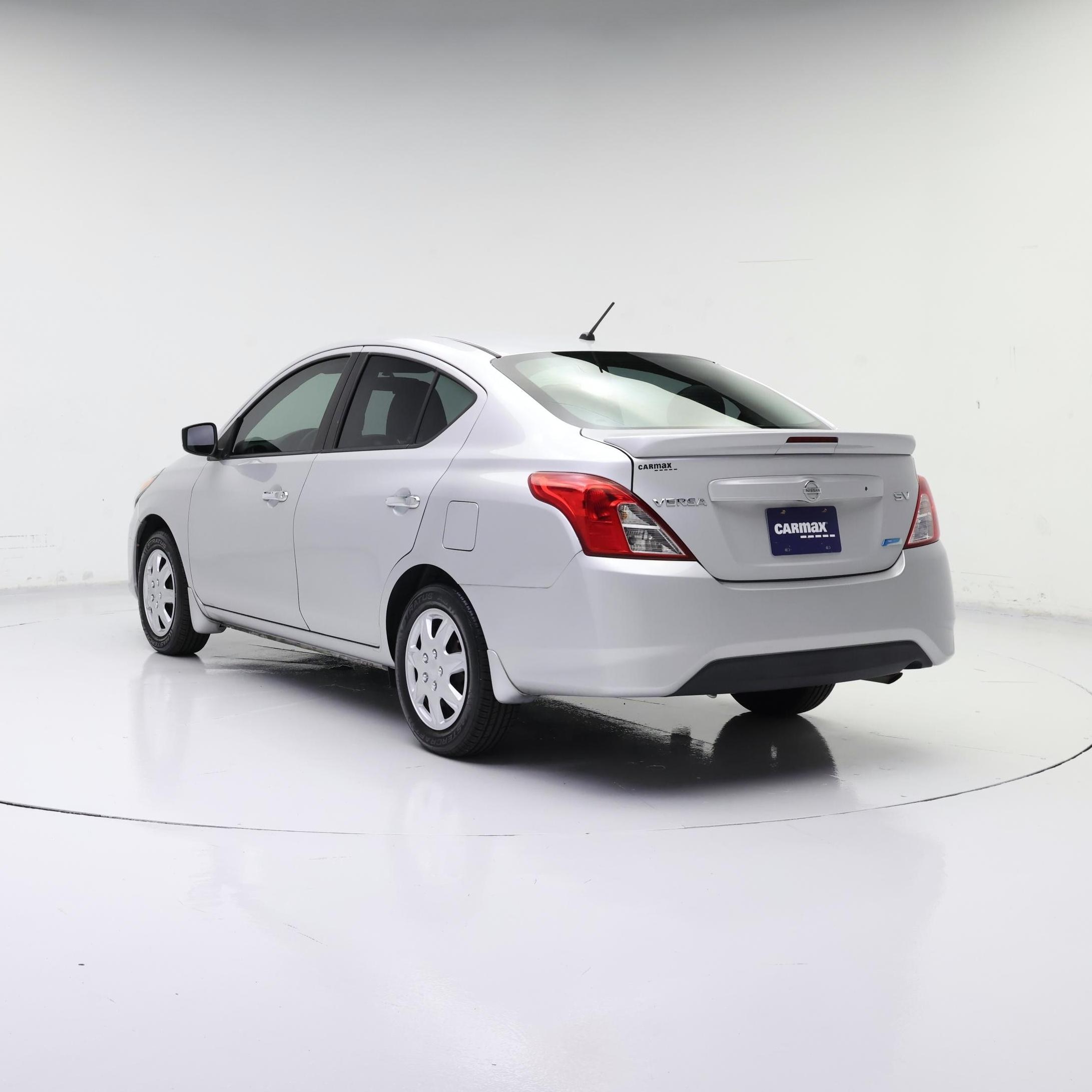 Thumbnail: 2015 Nissan Versa - 2