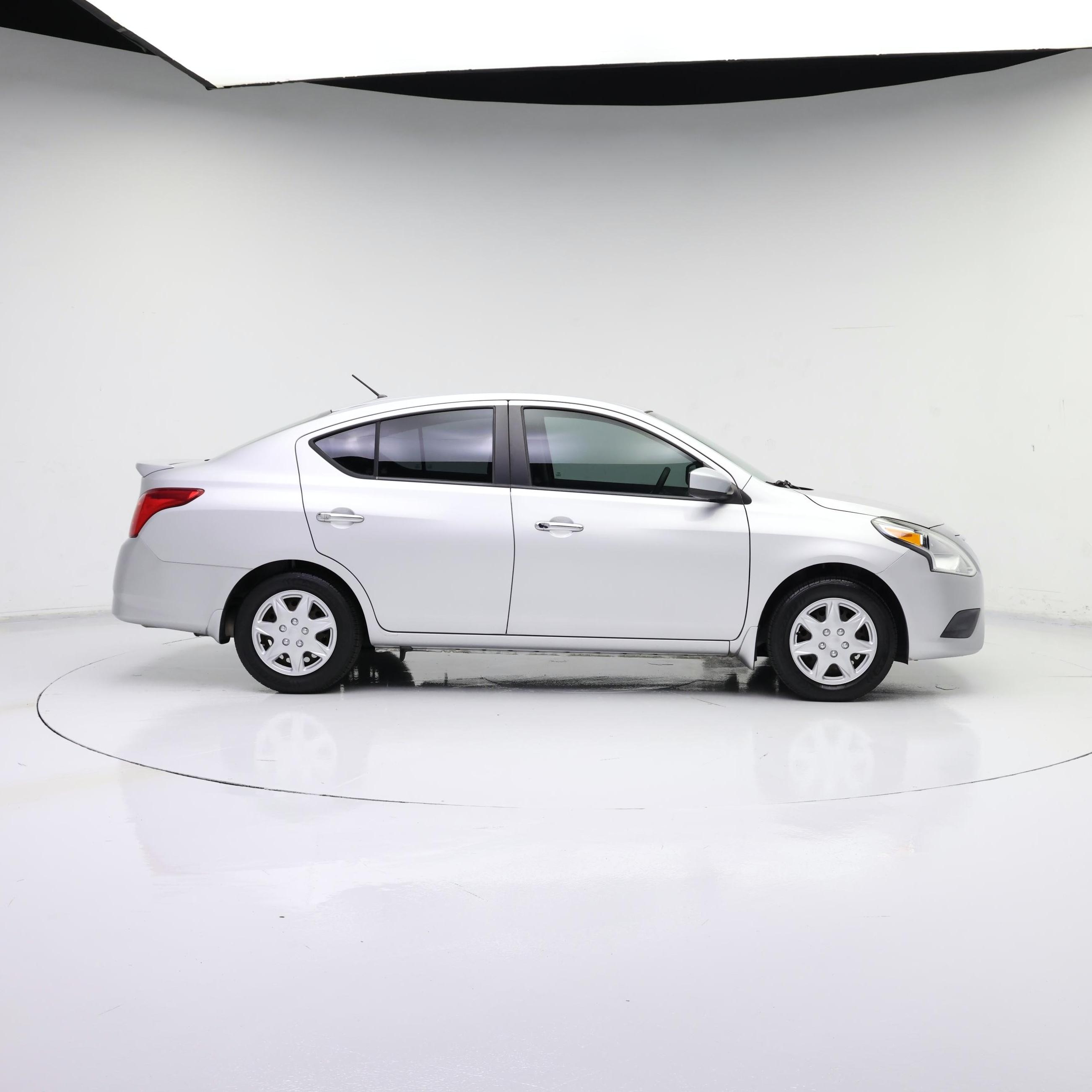 Thumbnail: 2015 Nissan Versa - 7