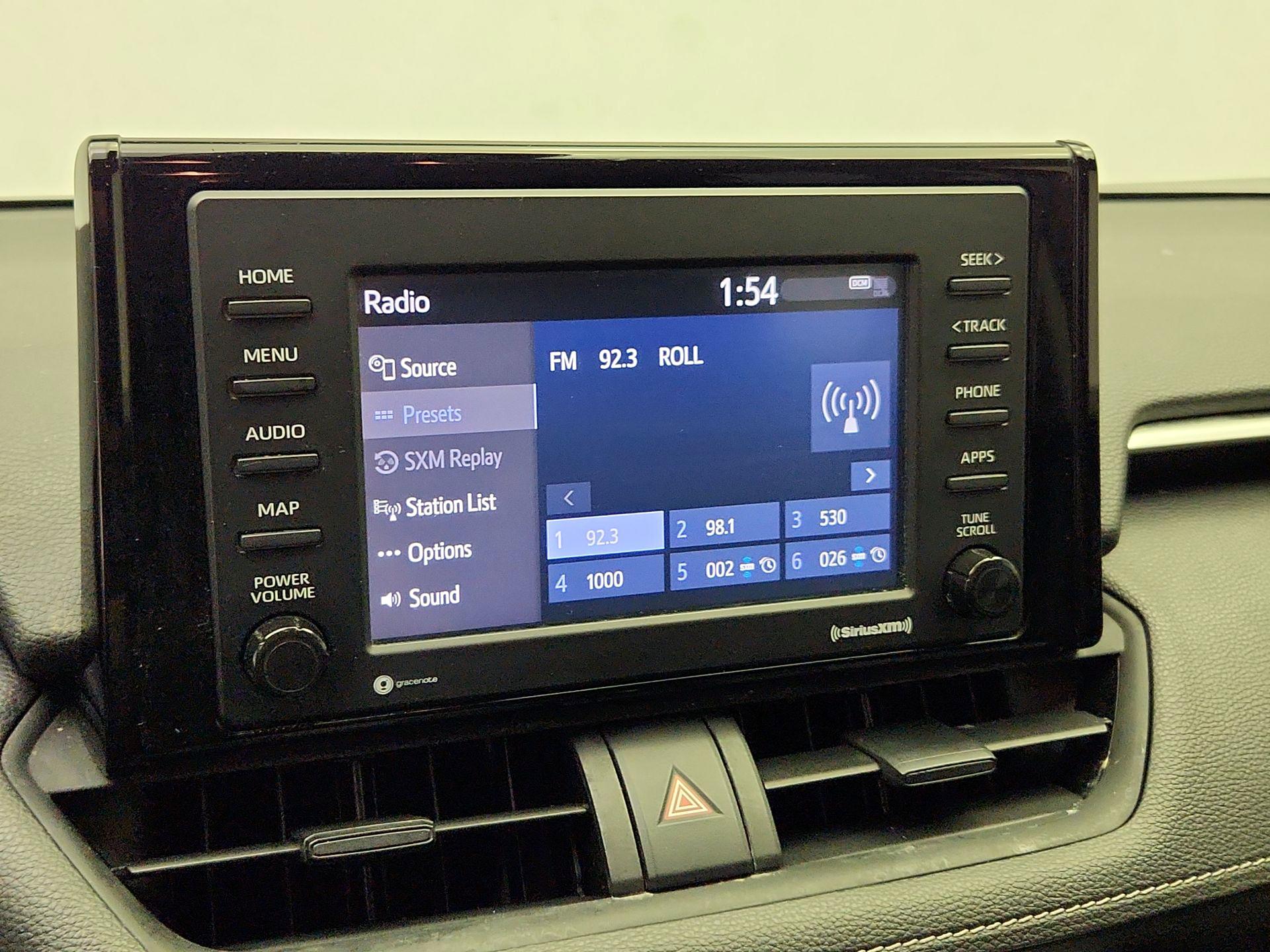 Thumbnail: 2021 Toyota RAV4 - 15