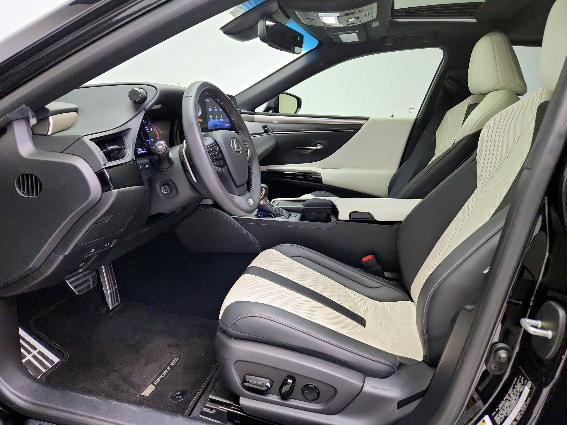 Thumbnail: 2022 Lexus ES - 11