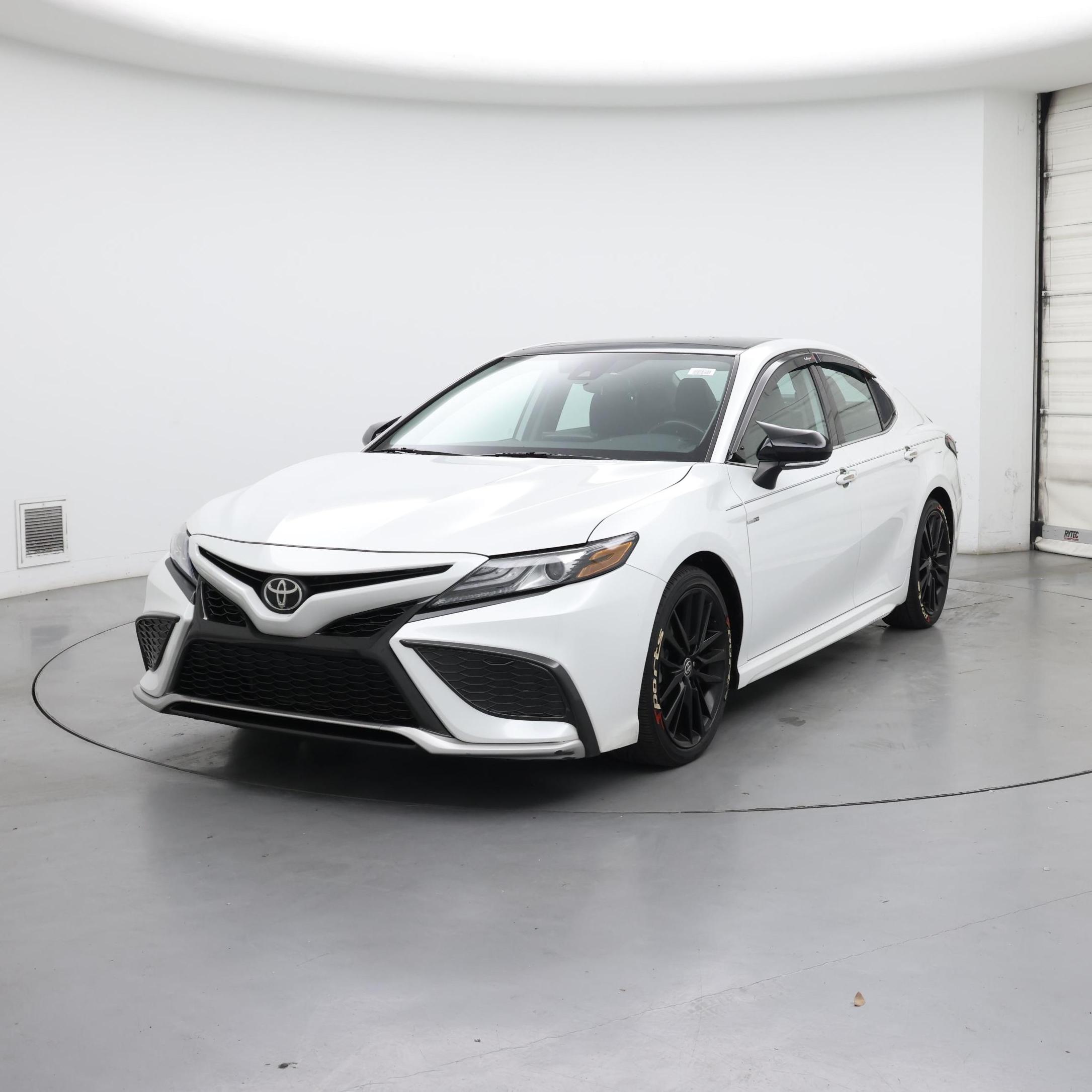 Thumbnail: 2021 Toyota Camry - 4